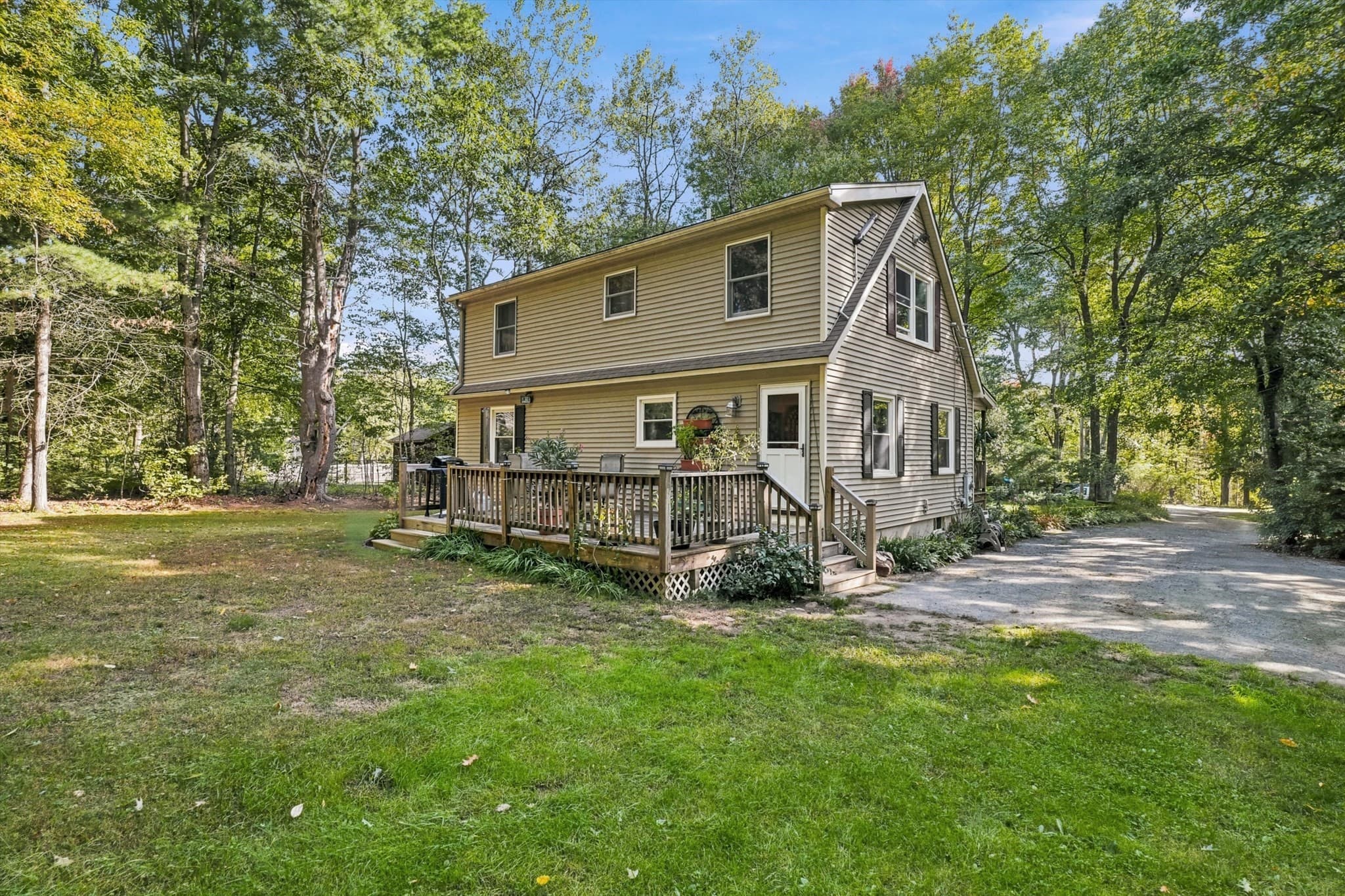 Single Family Residence at 900 Clark St, Gardner MA 01440, Gardner, photo 34 of 41