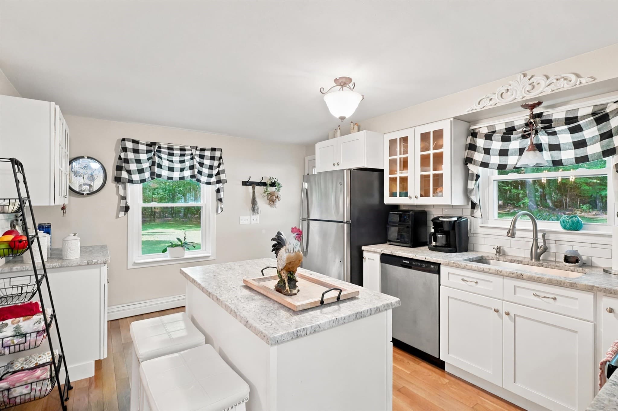 Single Family Residence at 900 Clark St, Gardner MA 01440, Gardner, photo 11 of 41