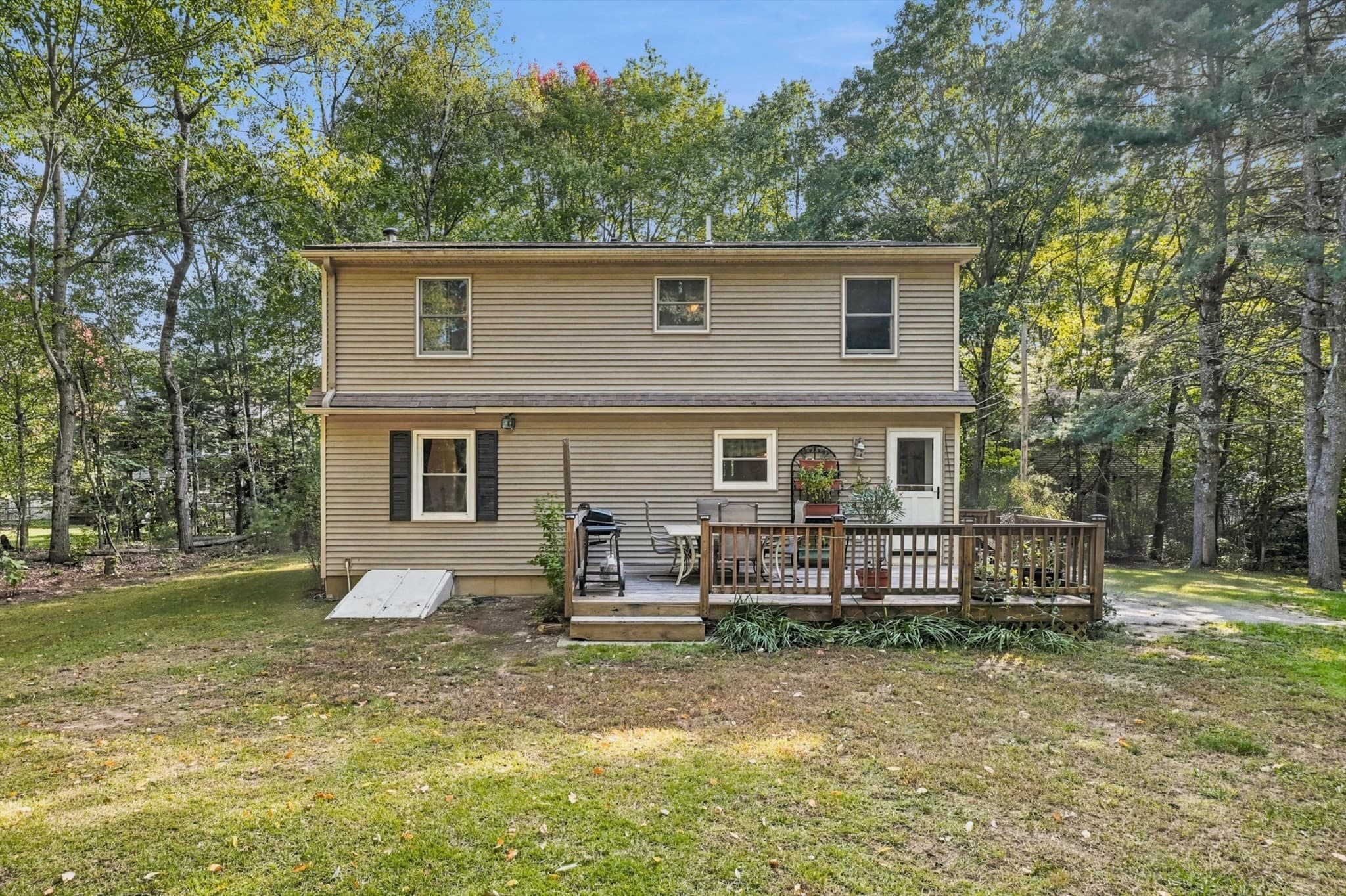 Single Family Residence at 900 Clark St, Gardner MA 01440, Gardner, photo 35 of 41