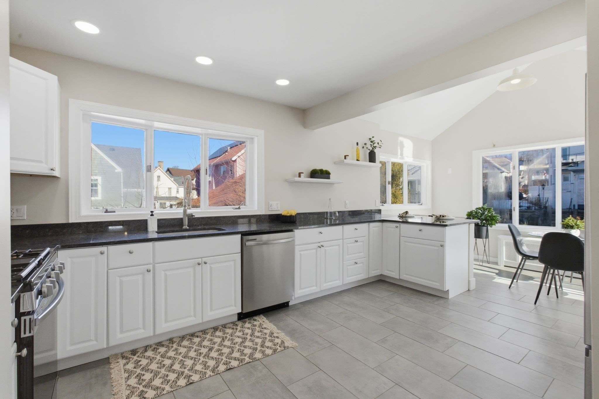 Condominium at 15 S Fairview St # 3, Boston MA 02131, Boston, photo 10 of 42