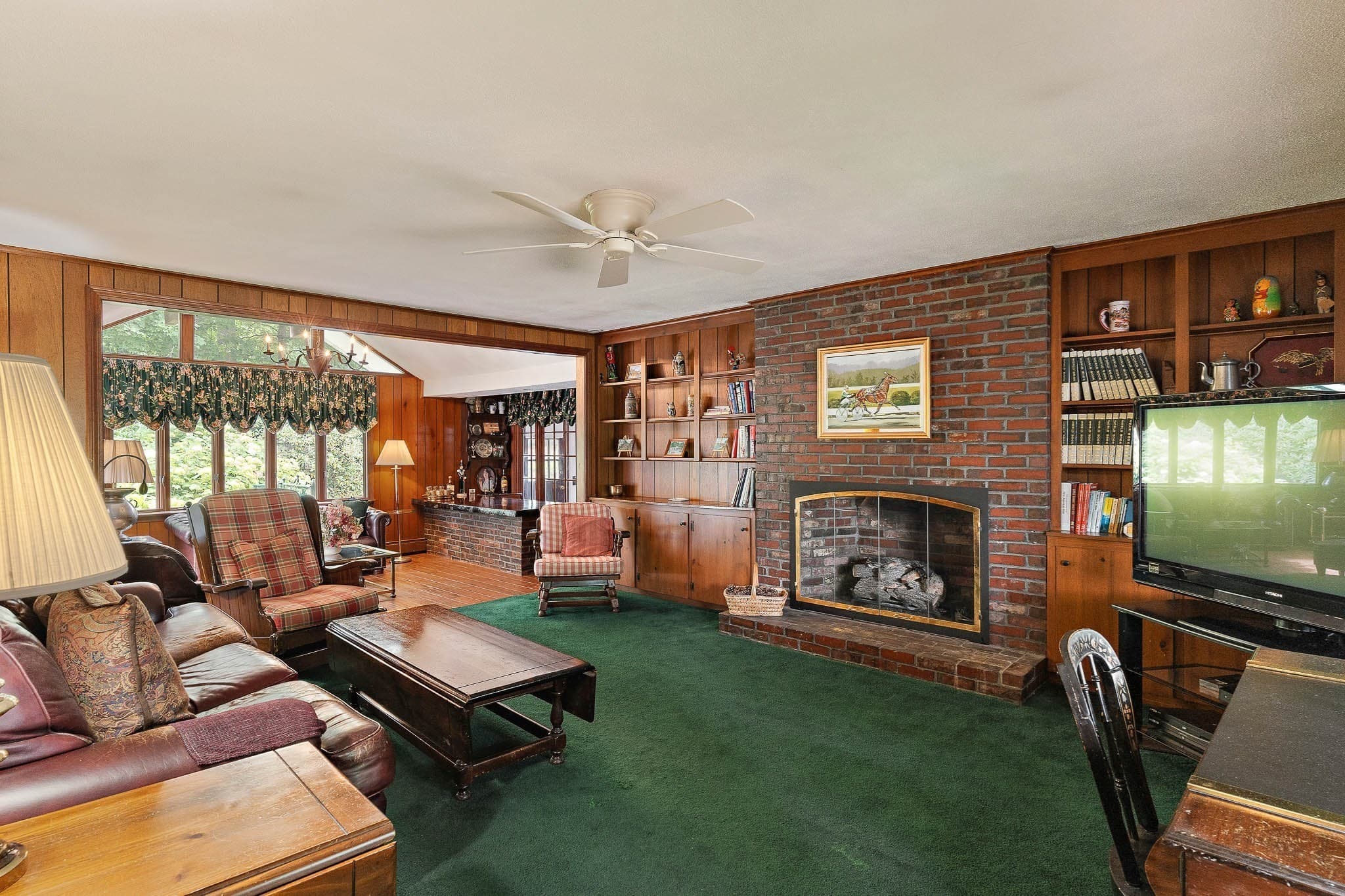 Single Family Residence at 14 Huntingdon Rd, Lynnfield MA 01940, Lynnfield, photo 8 of 30