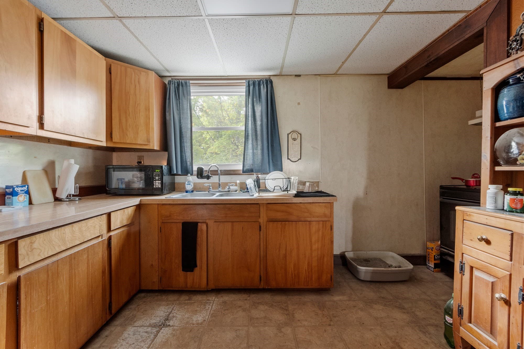 4 Family at 72-78 E Main St, Orange MA 01364, Orange, photo 22 of 35