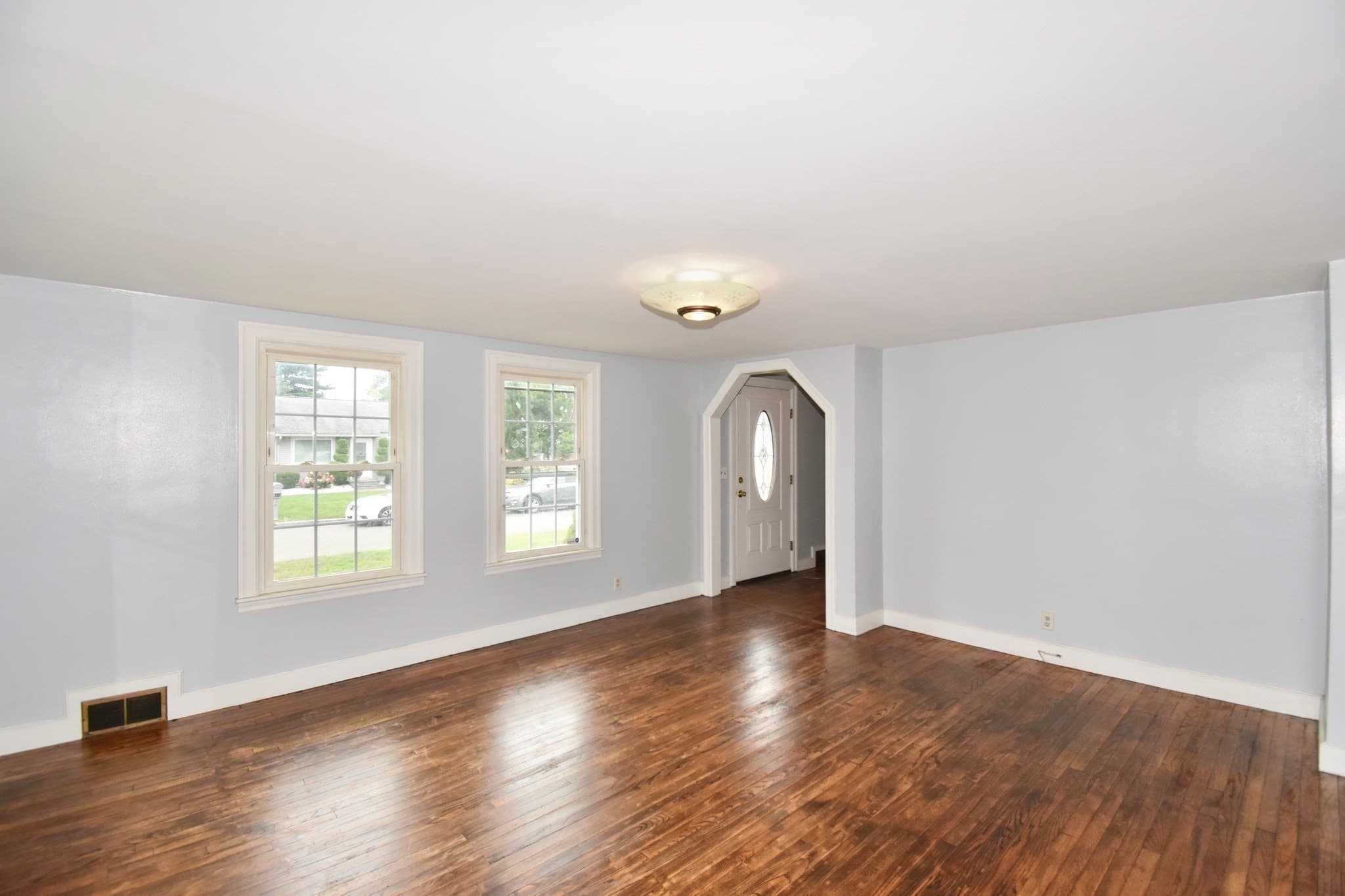 Single Family Residence at 67 Temby St, Springfield MA 01119, Springfield, photo 6 of 28