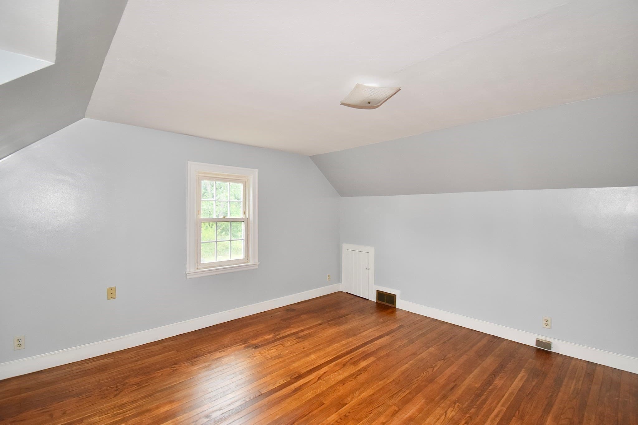 Single Family Residence at 67 Temby St, Springfield MA 01119, Springfield, photo 11 of 28