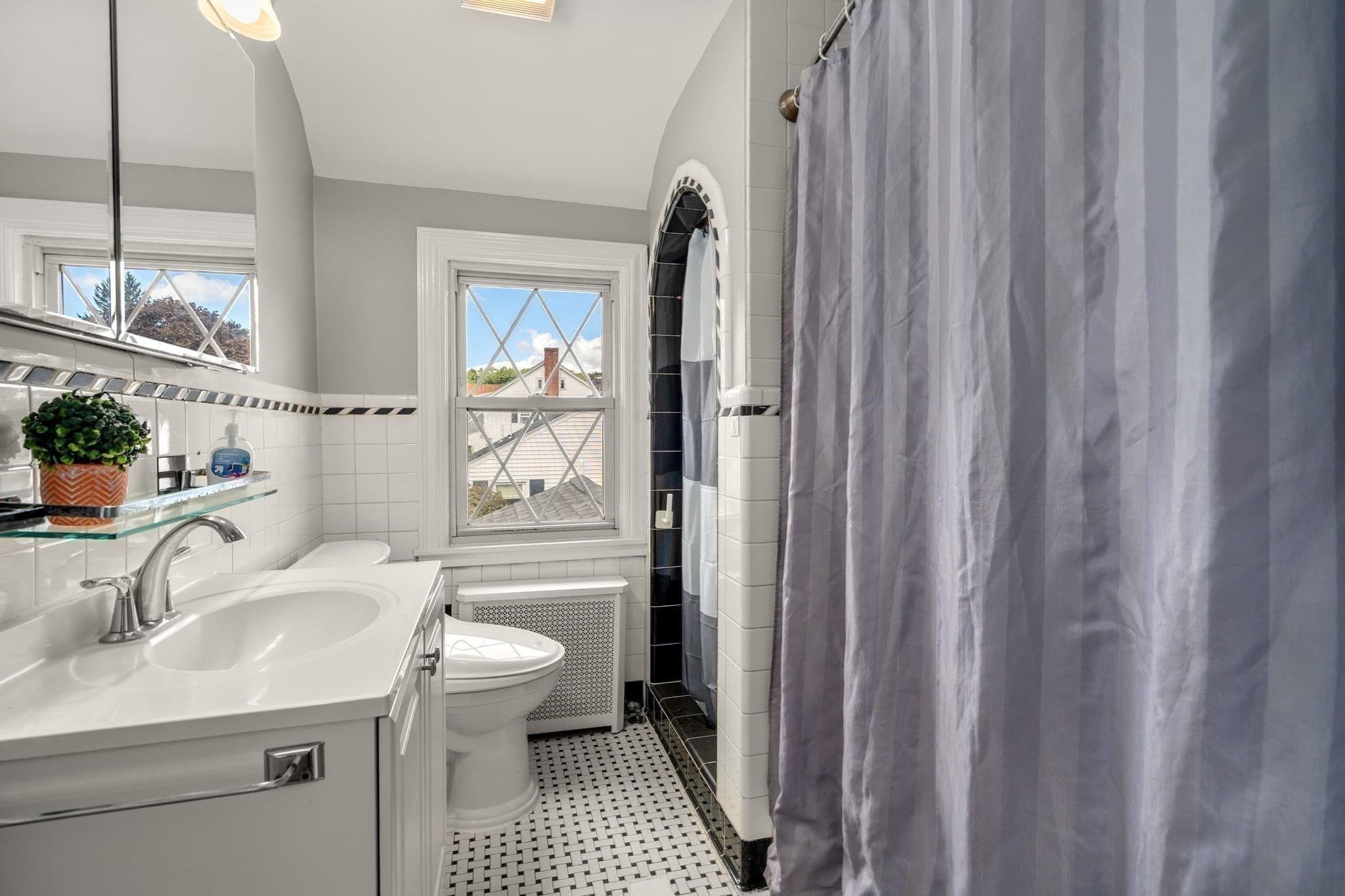Single Family Residence at 30 St James Rd, Shrewsbury MA 01545, Shrewsbury, photo 13 of 42