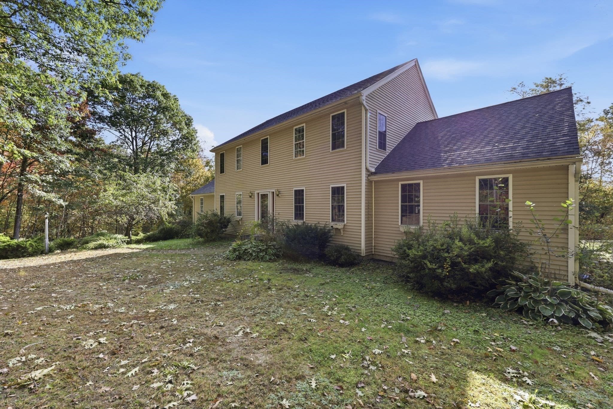 Single Family Residence at 78 New Westminster Rd, Hubbardston MA 01452, photo 6 of 42