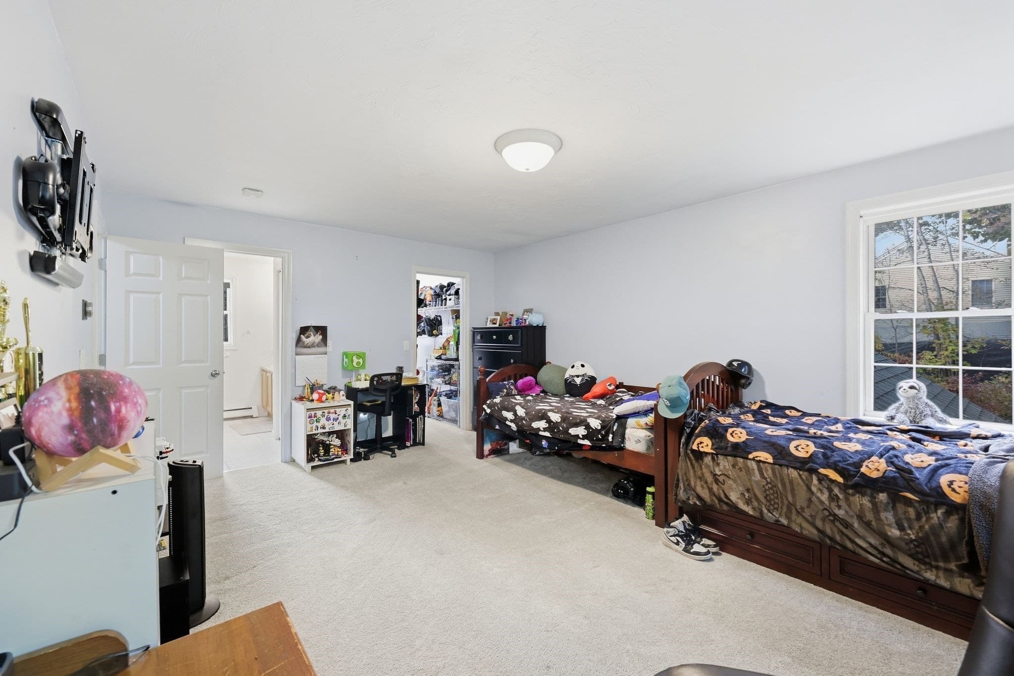 Single Family Residence at 78 New Westminster Rd, Hubbardston MA 01452, photo 29 of 42