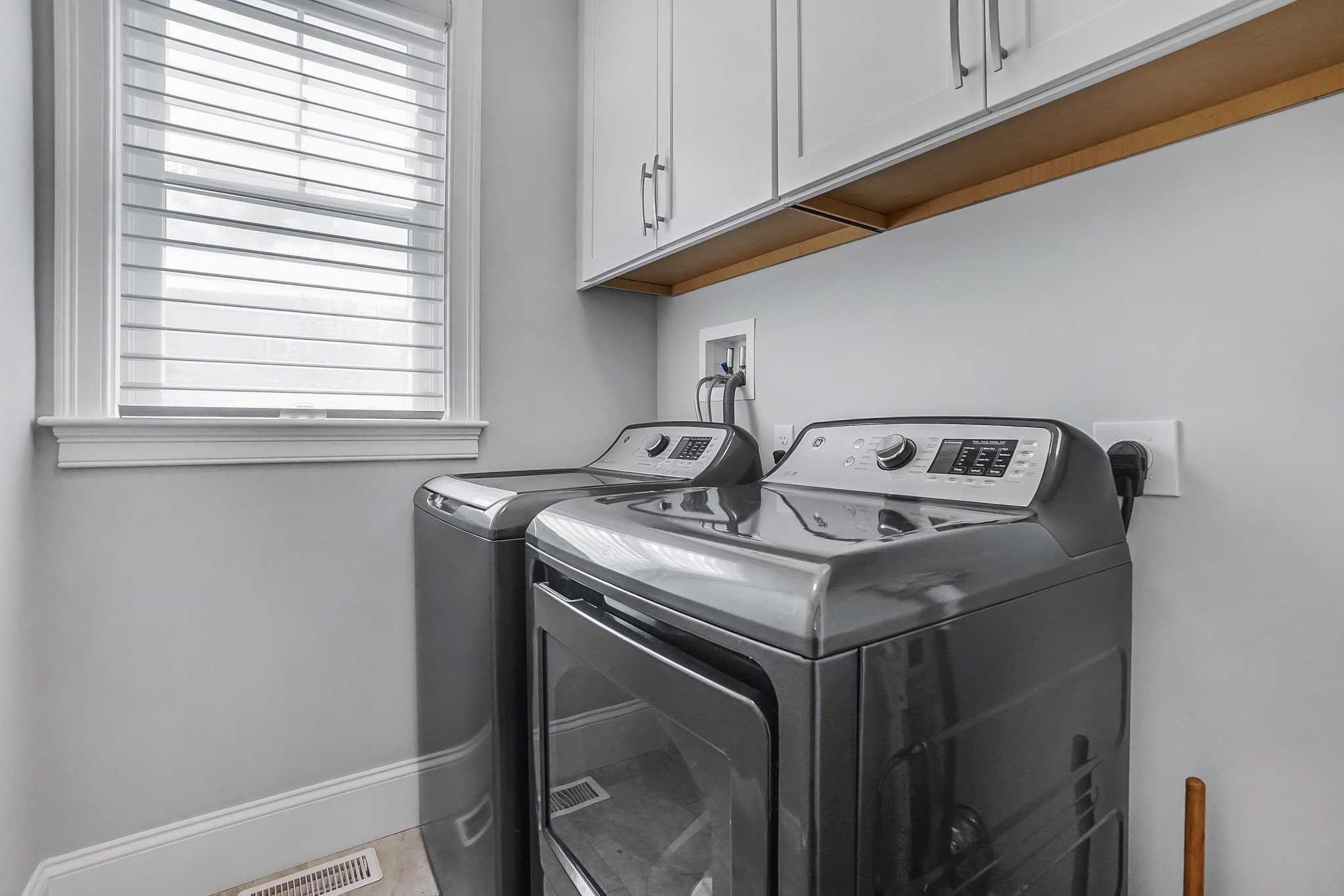 Condominium at 38 Weston  Lane # 38, Hopkinton MA 01748, Hopkinton, photo 12 of 42