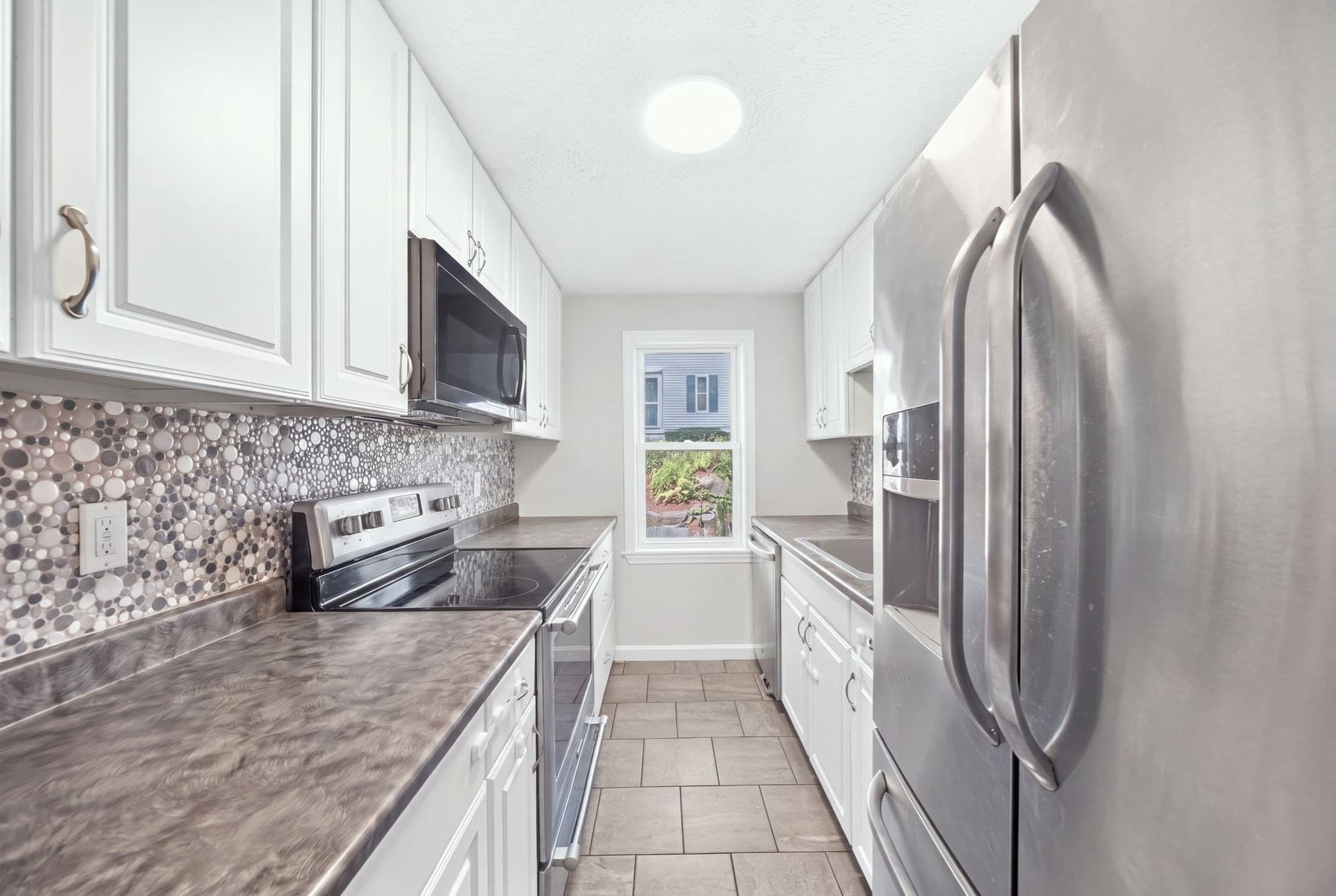 Condominium at 53 Olde Colonial Dr # 6, Gardner MA 01440, Gardner, photo 5 of 25