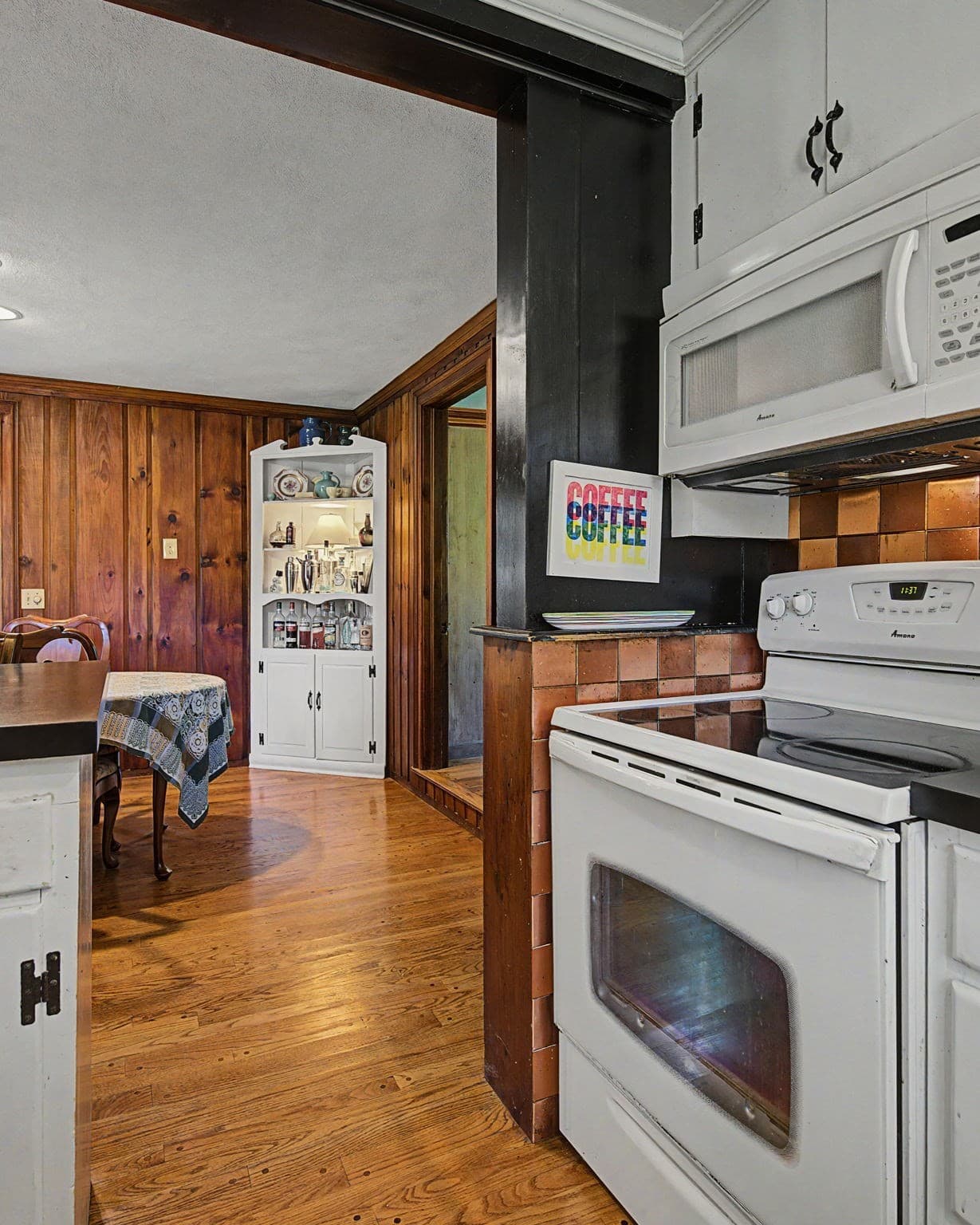 Single Family Residence at 73 N Silver Lane, Sunderland MA 01375, Sunderland, photo 16 of 41