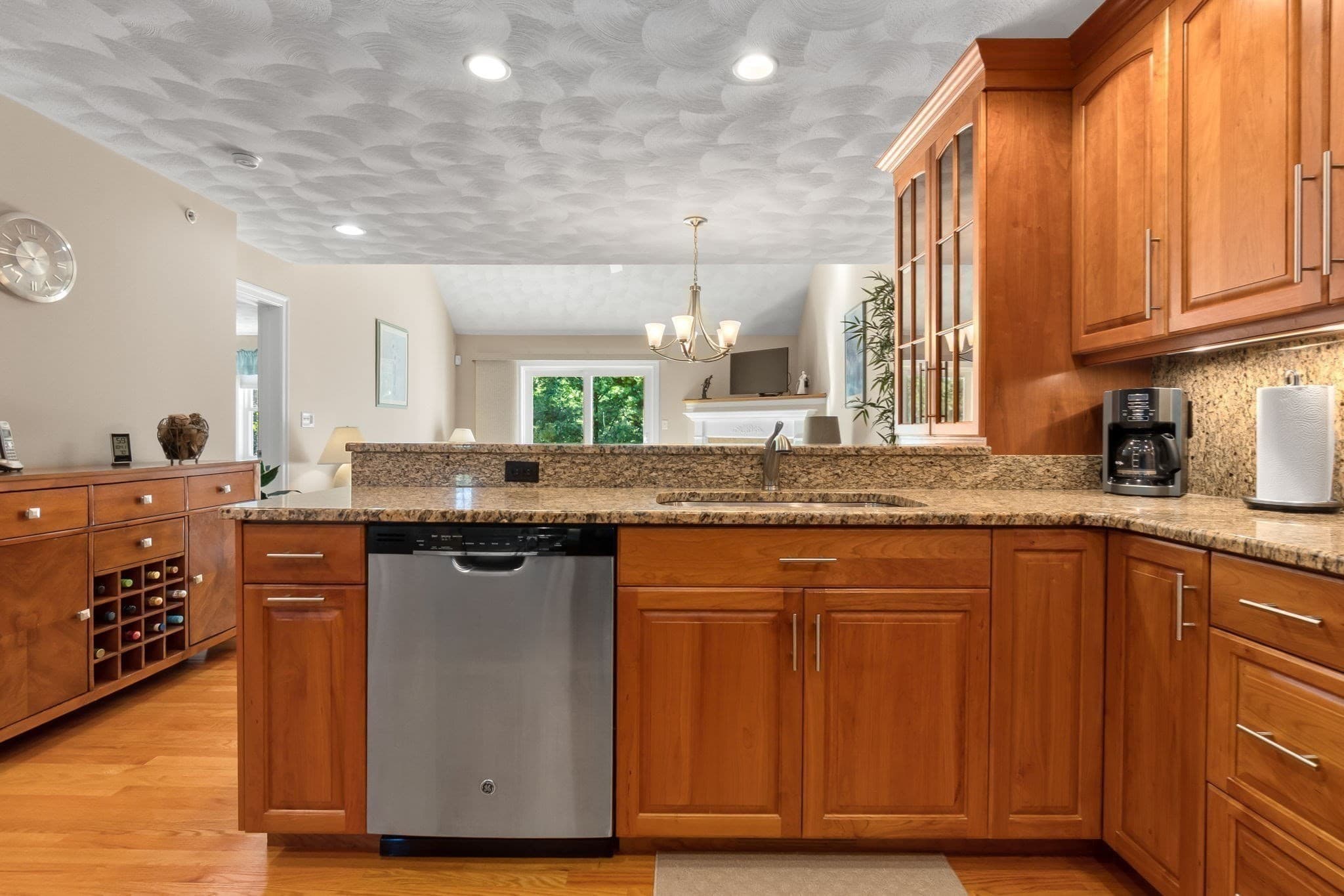 Condominium at 35 Peaslee Circle # 35, Middleton MA 01949, Middleton, photo 12 of 36