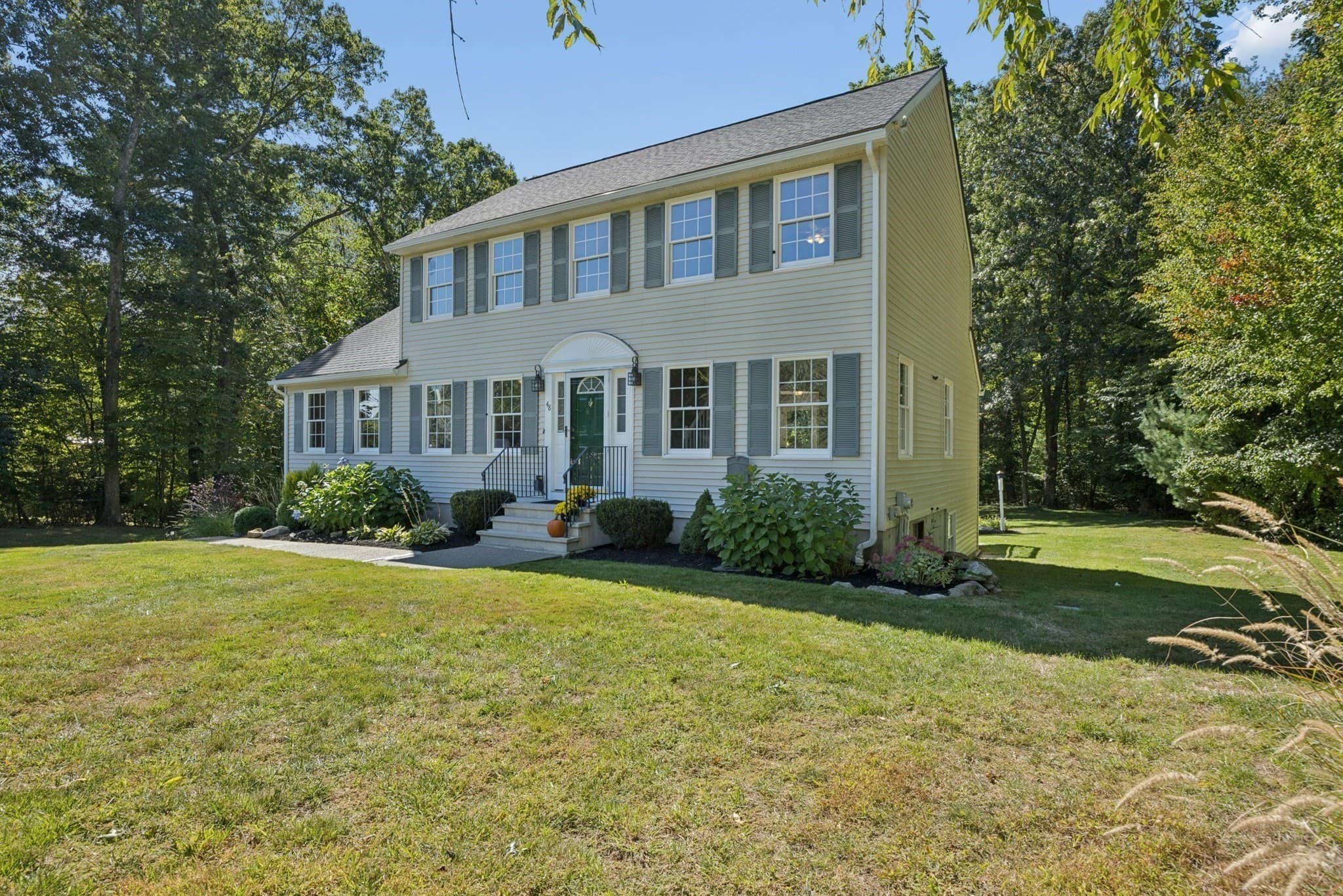 Single Family Residence at 48 June St, Northbridge MA 01534, Northbridge, photo 3 of 42