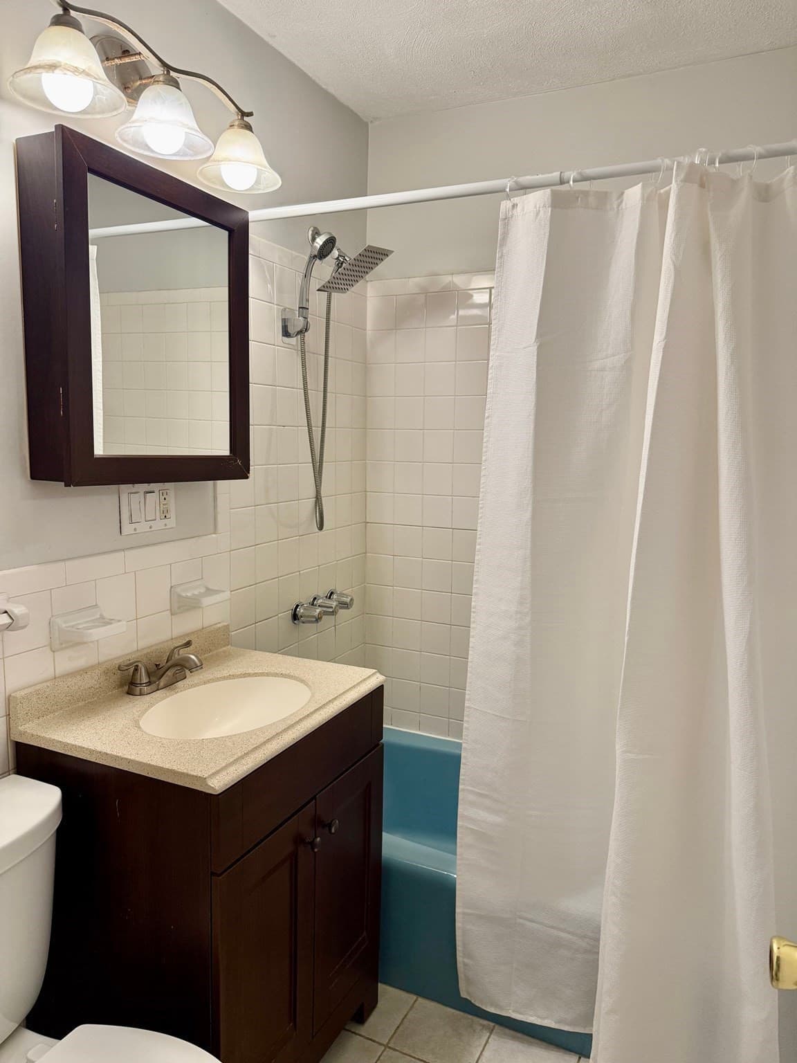 Condominium at 100 Governors Drive # 2, Winthrop MA 02152, Winthrop, photo 10 of 15