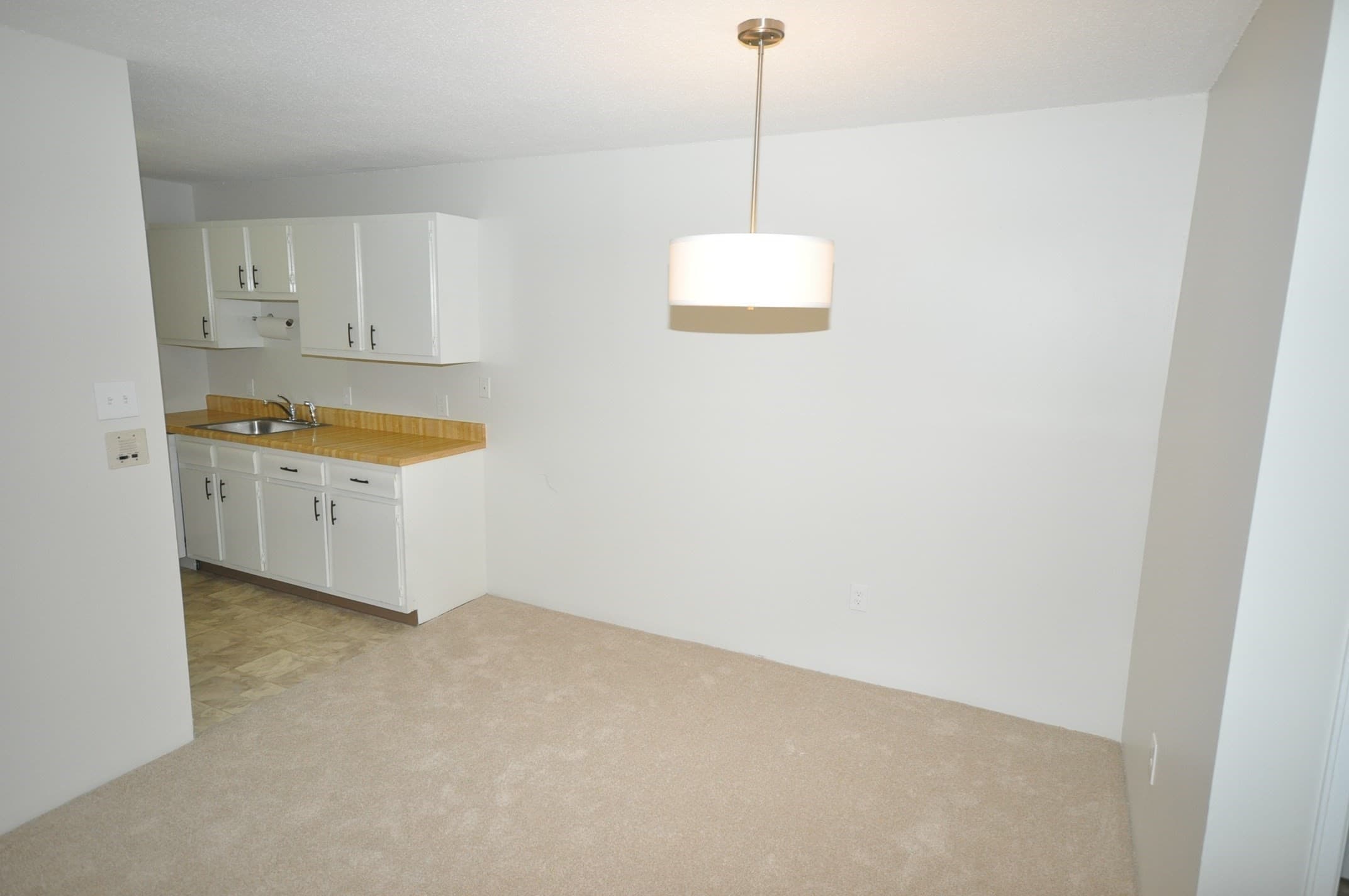 Condominium at 49 Village Brook Lane # 6, Natick MA 01760, Natick, photo 6 of 32