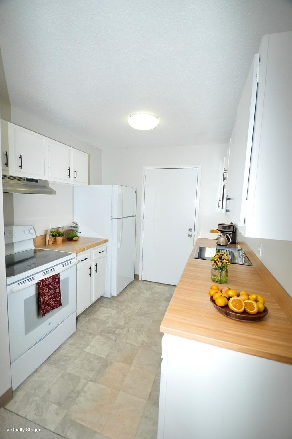 Condominium at 49 Village Brook Lane # 6, Natick MA 01760, Natick, photo 4 of 32