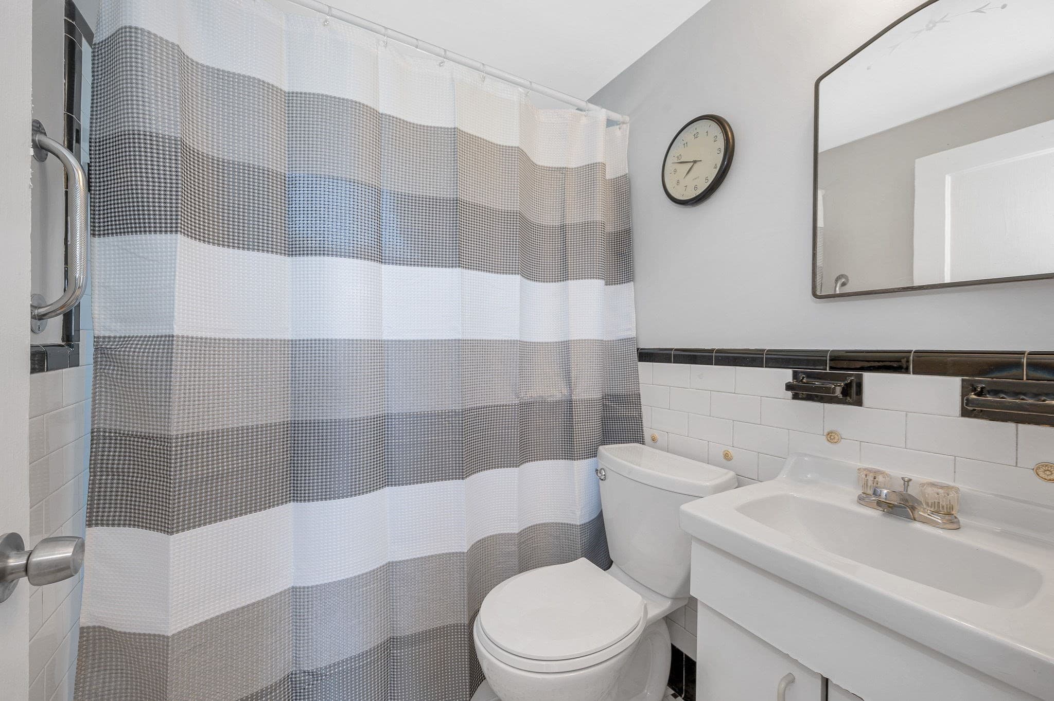 Single Family Residence at 15 Regent Rd, Malden MA 02148, Malden, photo 18 of 30