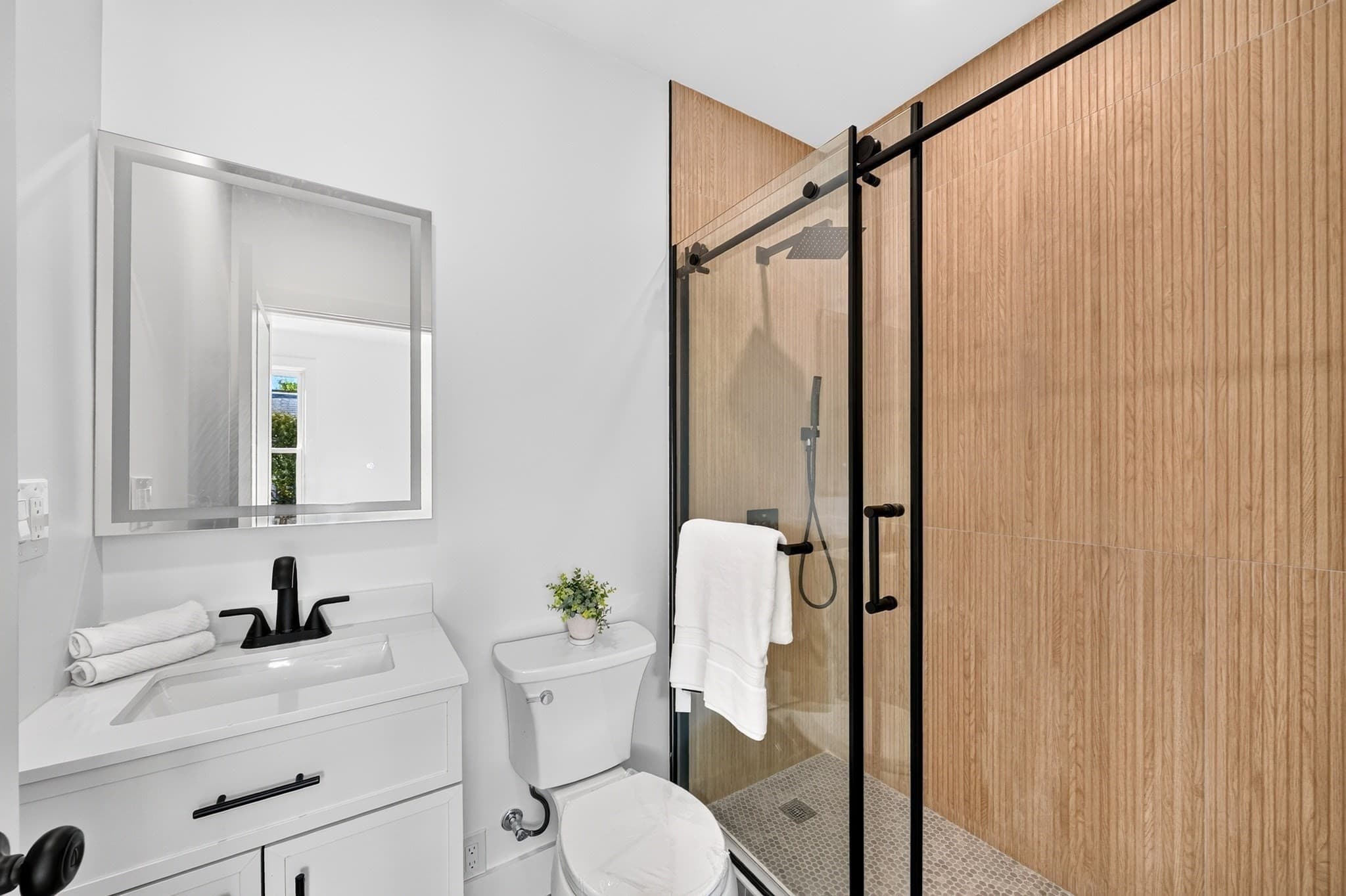 Condominium at 46 Walden St # 46, Cambridge MA 02140, Cambridge, photo 14 of 29