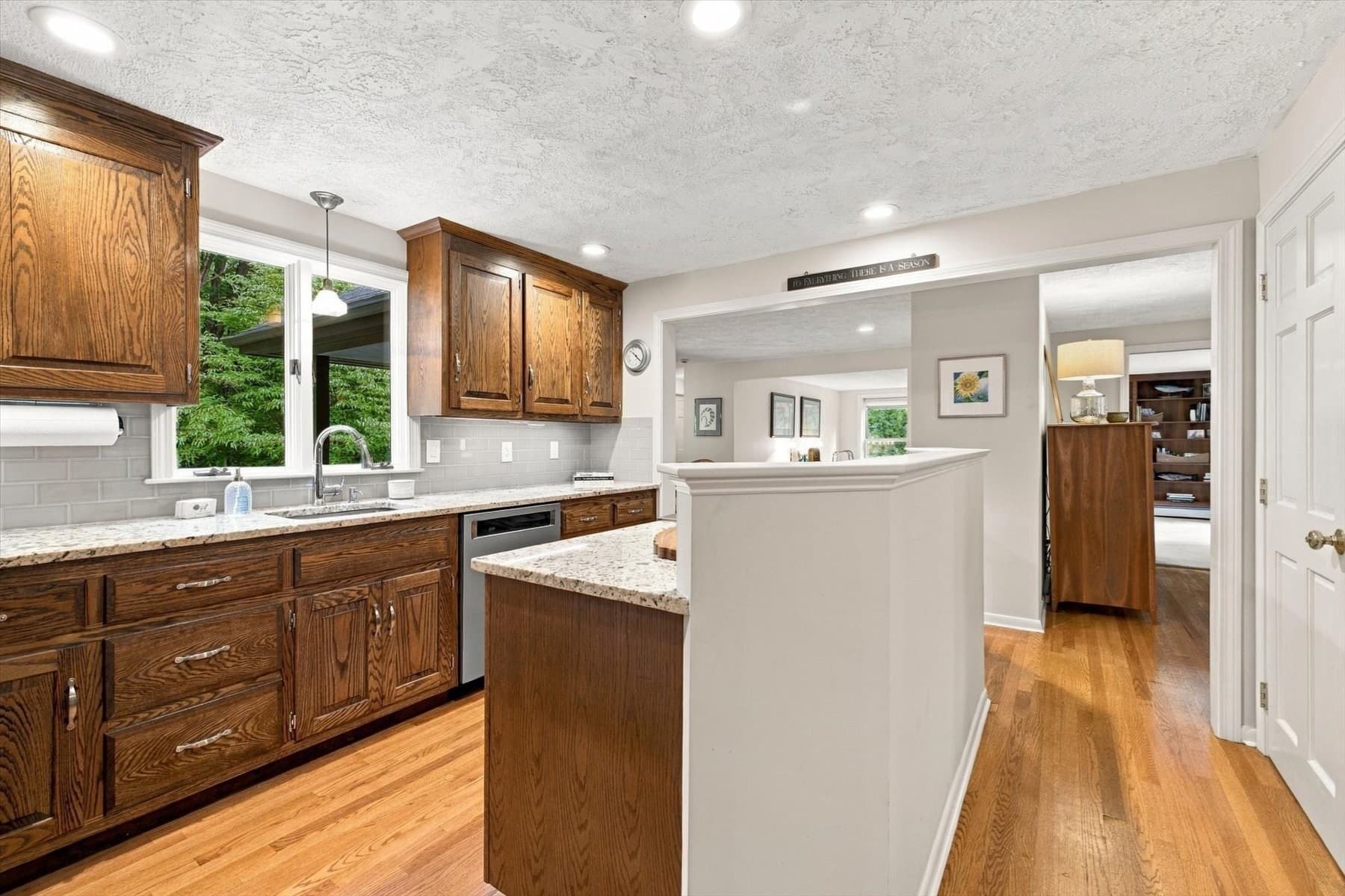 Single Family Residence at 52 W Elm St, Hopkinton MA 01748, Hopkinton, photo 5 of 37