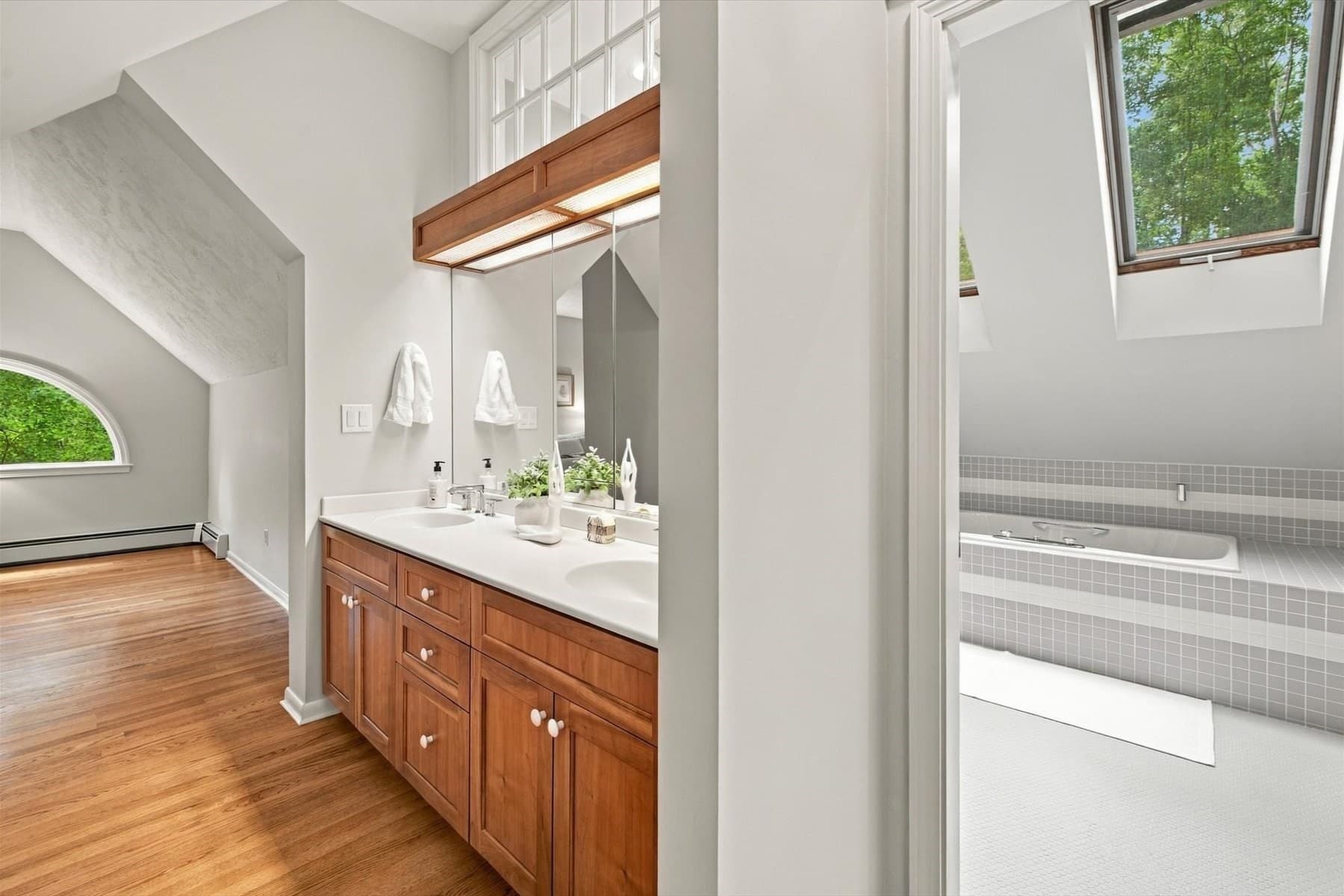 Single Family Residence at 52 W Elm St, Hopkinton MA 01748, Hopkinton, photo 20 of 37