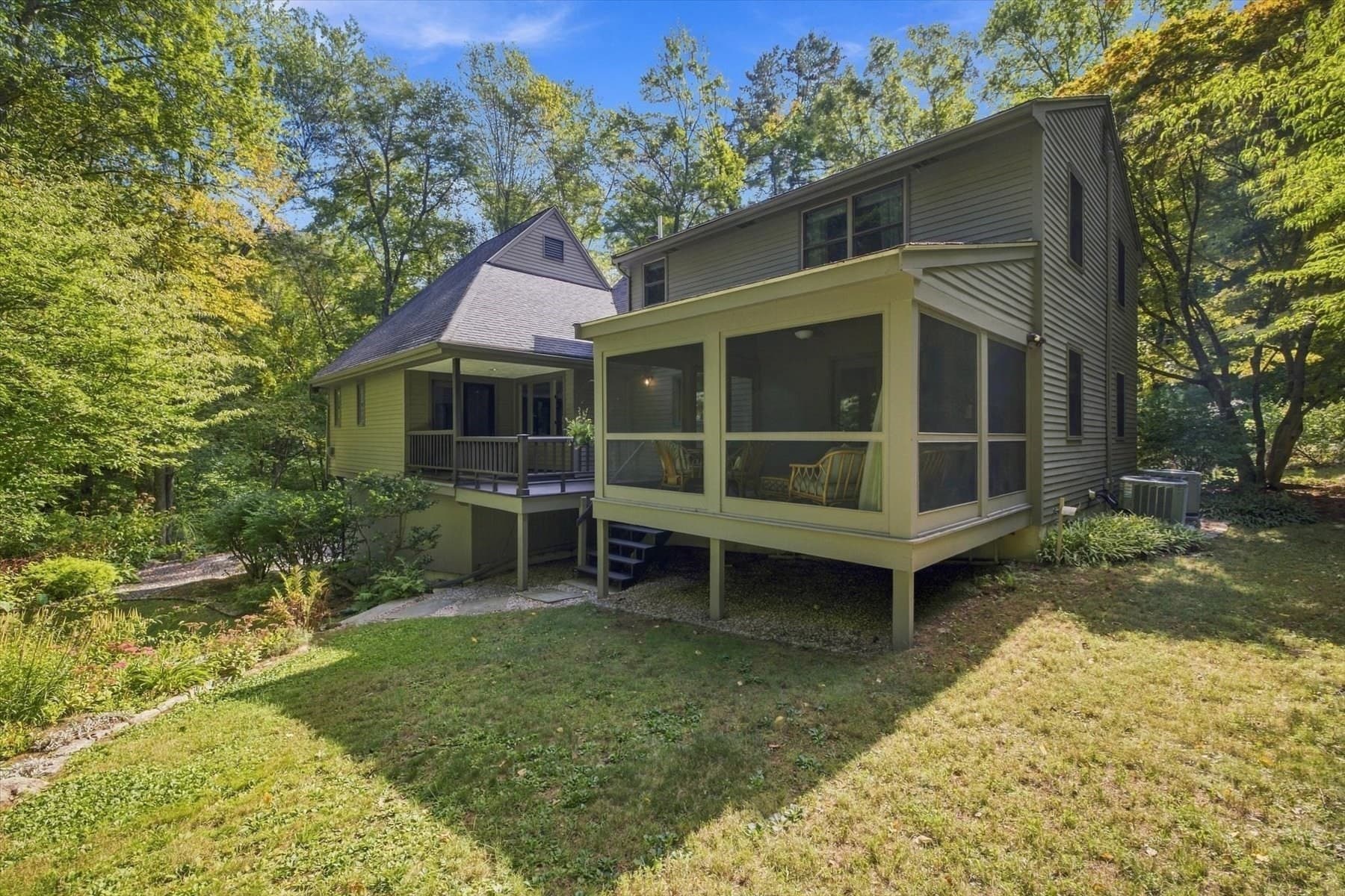 Single Family Residence at 52 W Elm St, Hopkinton MA 01748, Hopkinton, photo 34 of 37