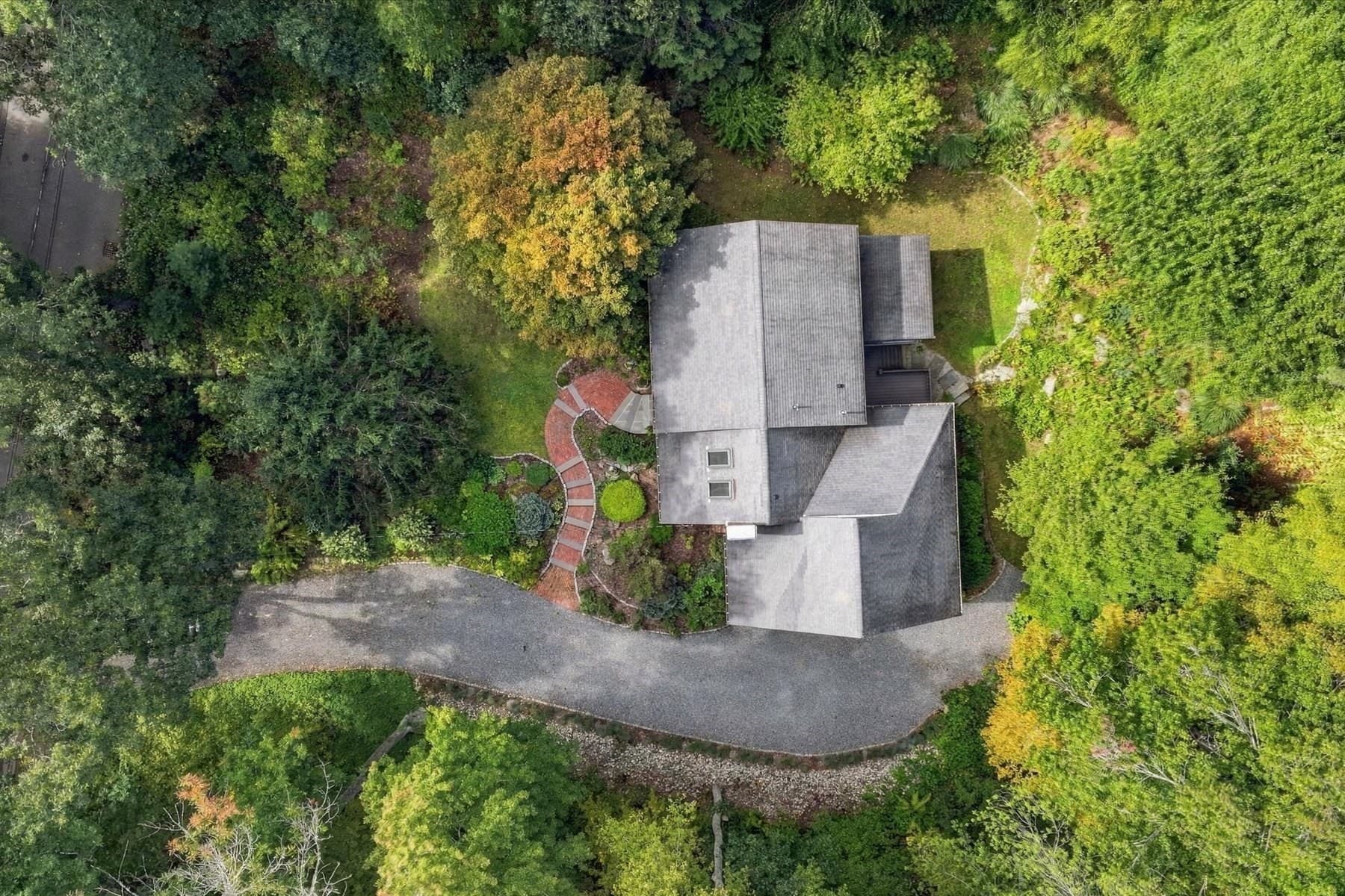 Single Family Residence at 52 W Elm St, Hopkinton MA 01748, Hopkinton, photo 35 of 37