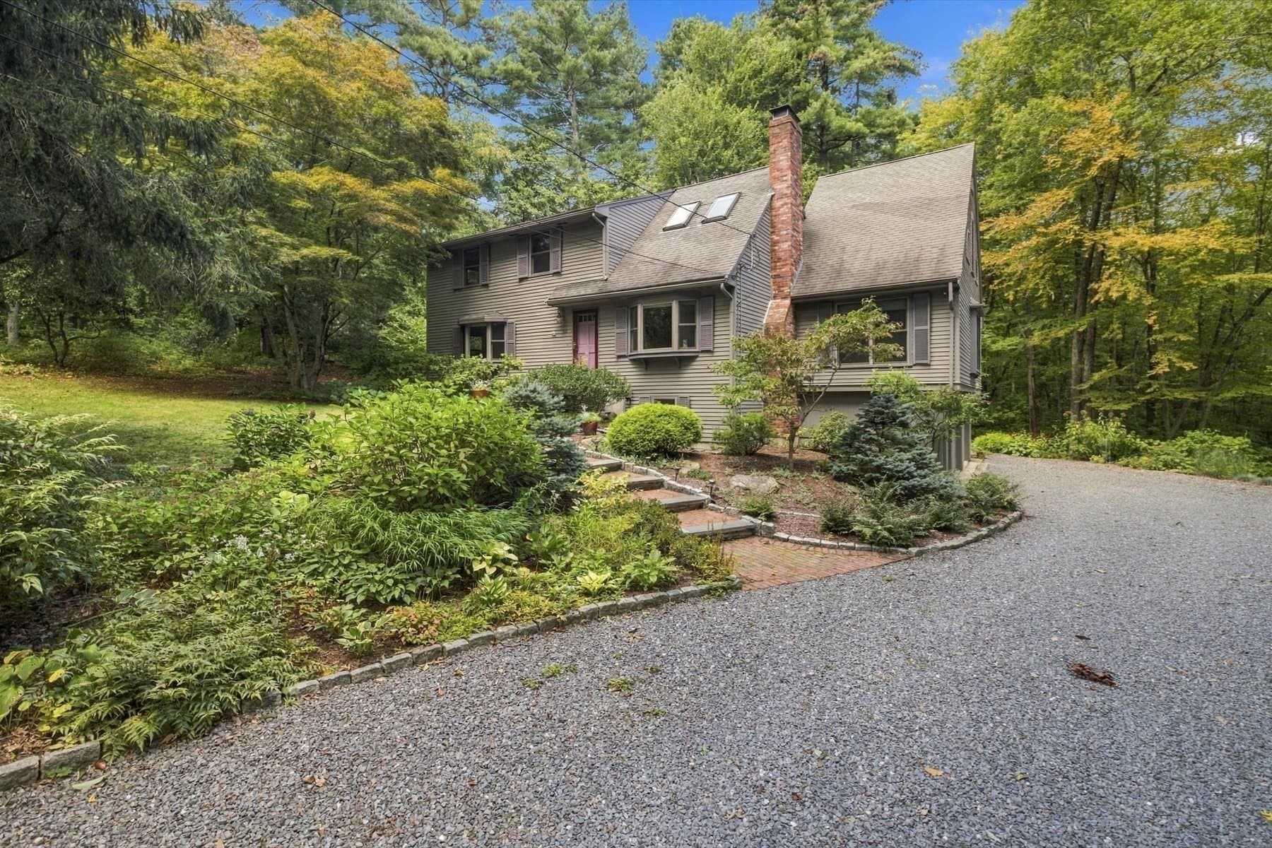 Single Family Residence at 52 W Elm St, Hopkinton MA 01748, Hopkinton, photo 31 of 37