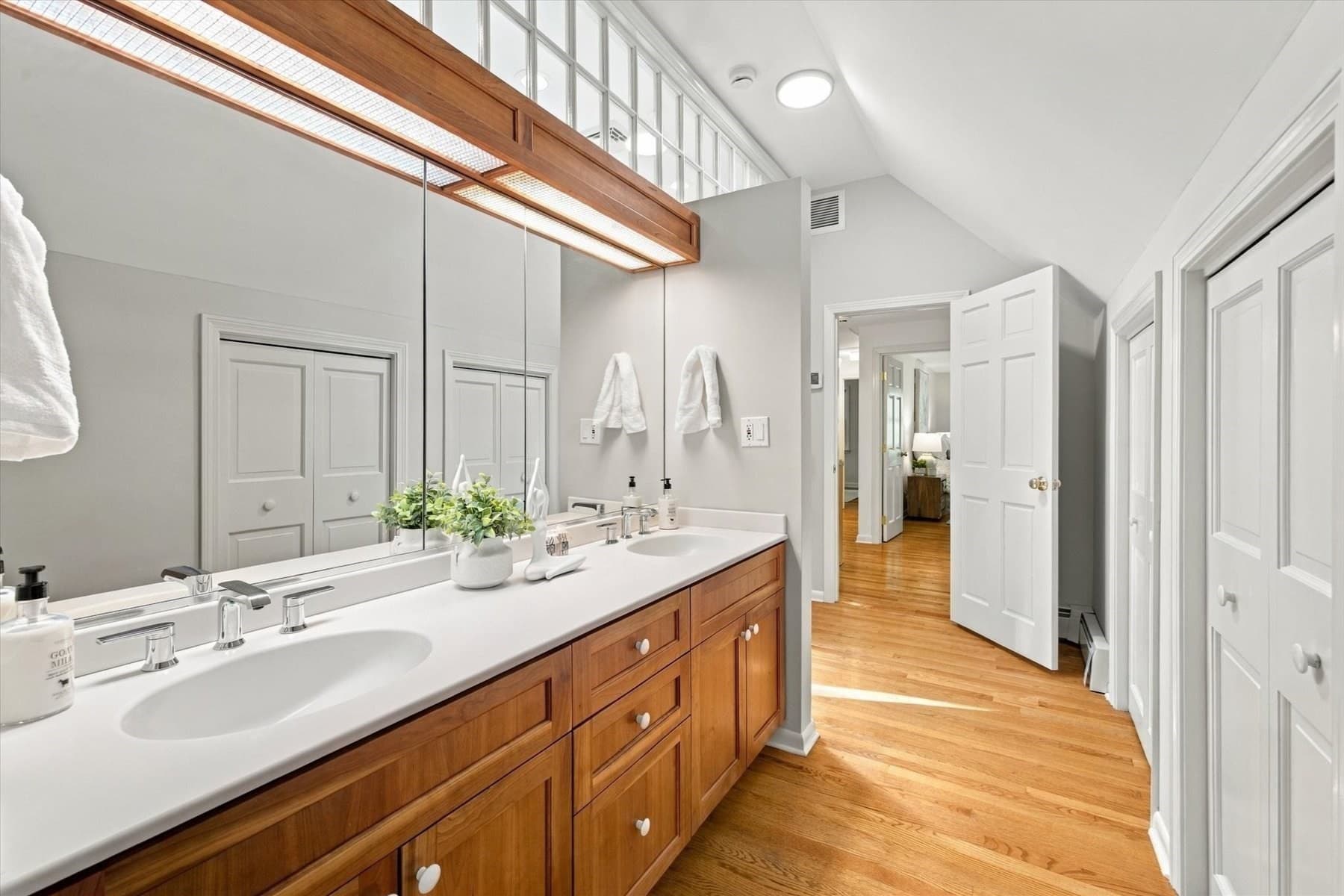 Single Family Residence at 52 W Elm St, Hopkinton MA 01748, Hopkinton, photo 21 of 37