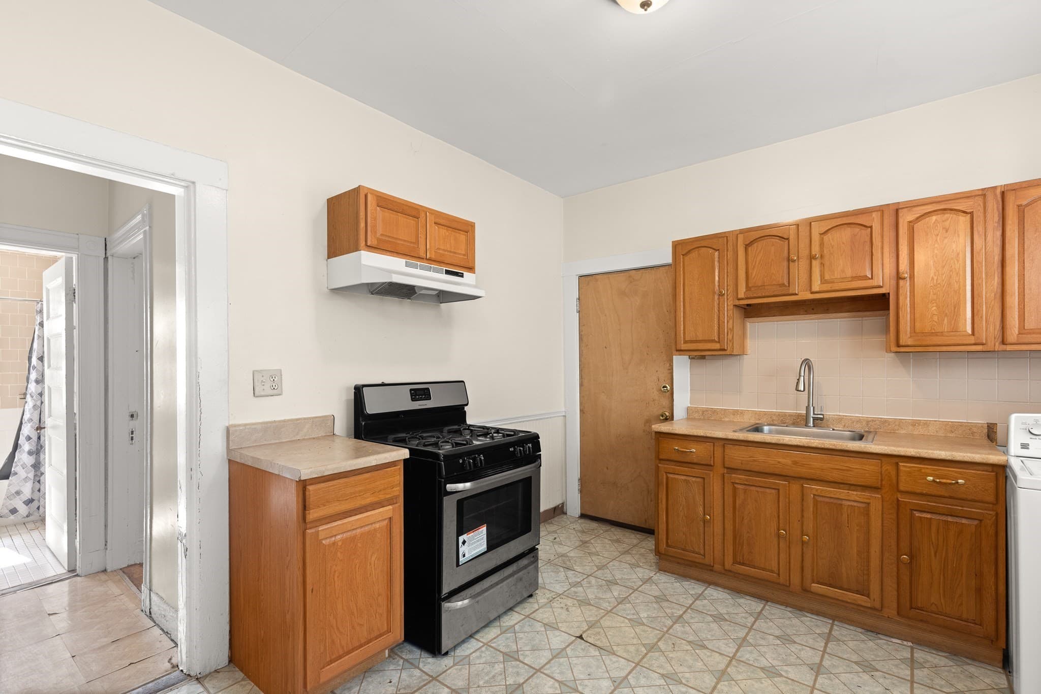 3 Family at 39-41 Millet Street, Boston MA 02124, Boston, photo 17 of 34