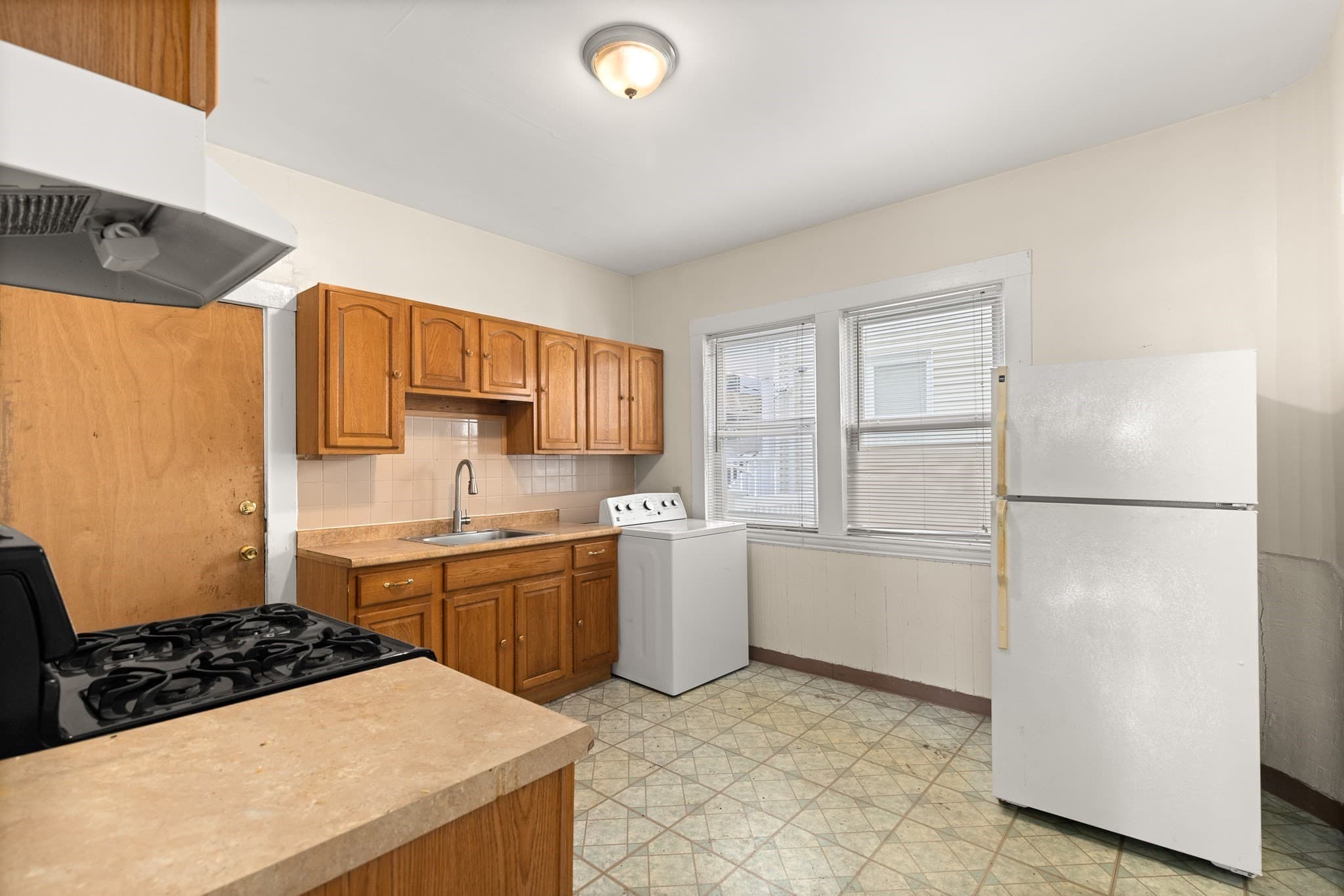 3 Family at 39-41 Millet Street, Boston MA 02124, Boston, photo 16 of 34