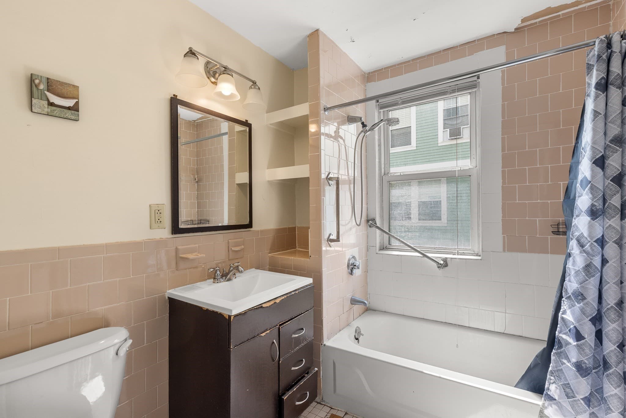 3 Family at 39-41 Millet Street, Boston MA 02124, Boston, photo 19 of 34