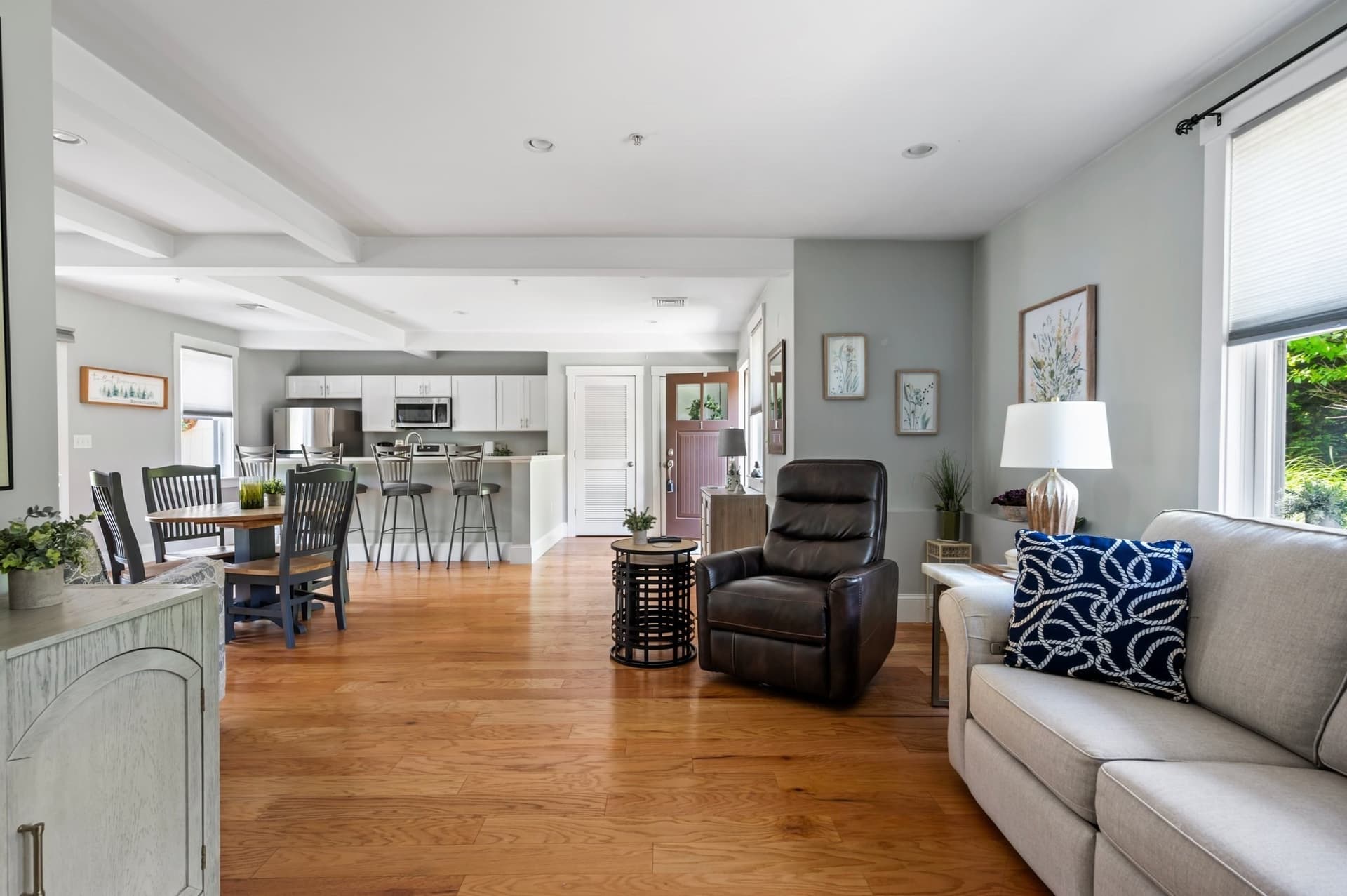 Condominium at 599 Washington St # 1, Pembroke MA 02359, photo 17 of 29