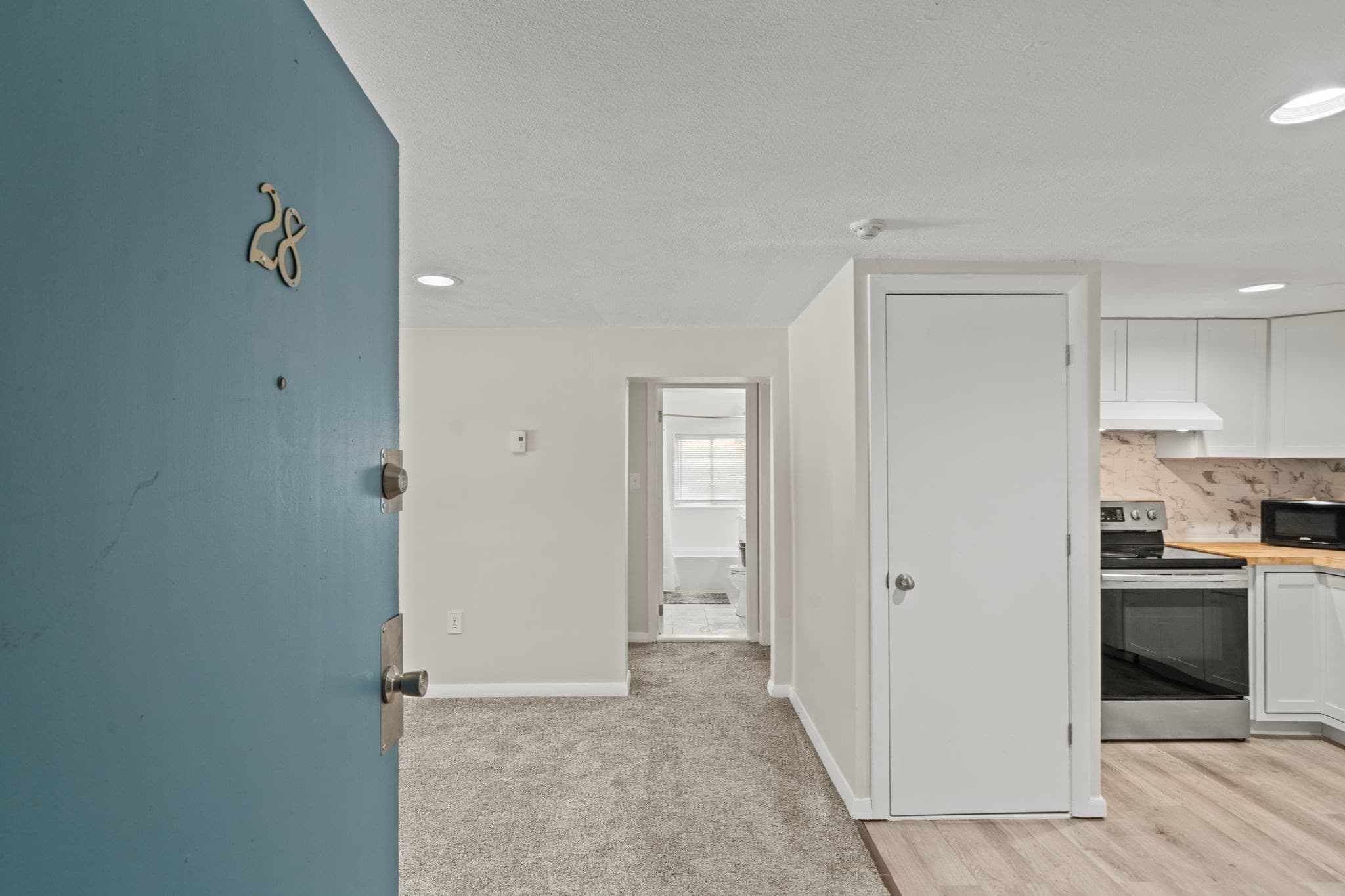 Condominium at 11 Glen Ave # 28, Chelmsford MA 01824, Chelmsford, photo 28 of 41