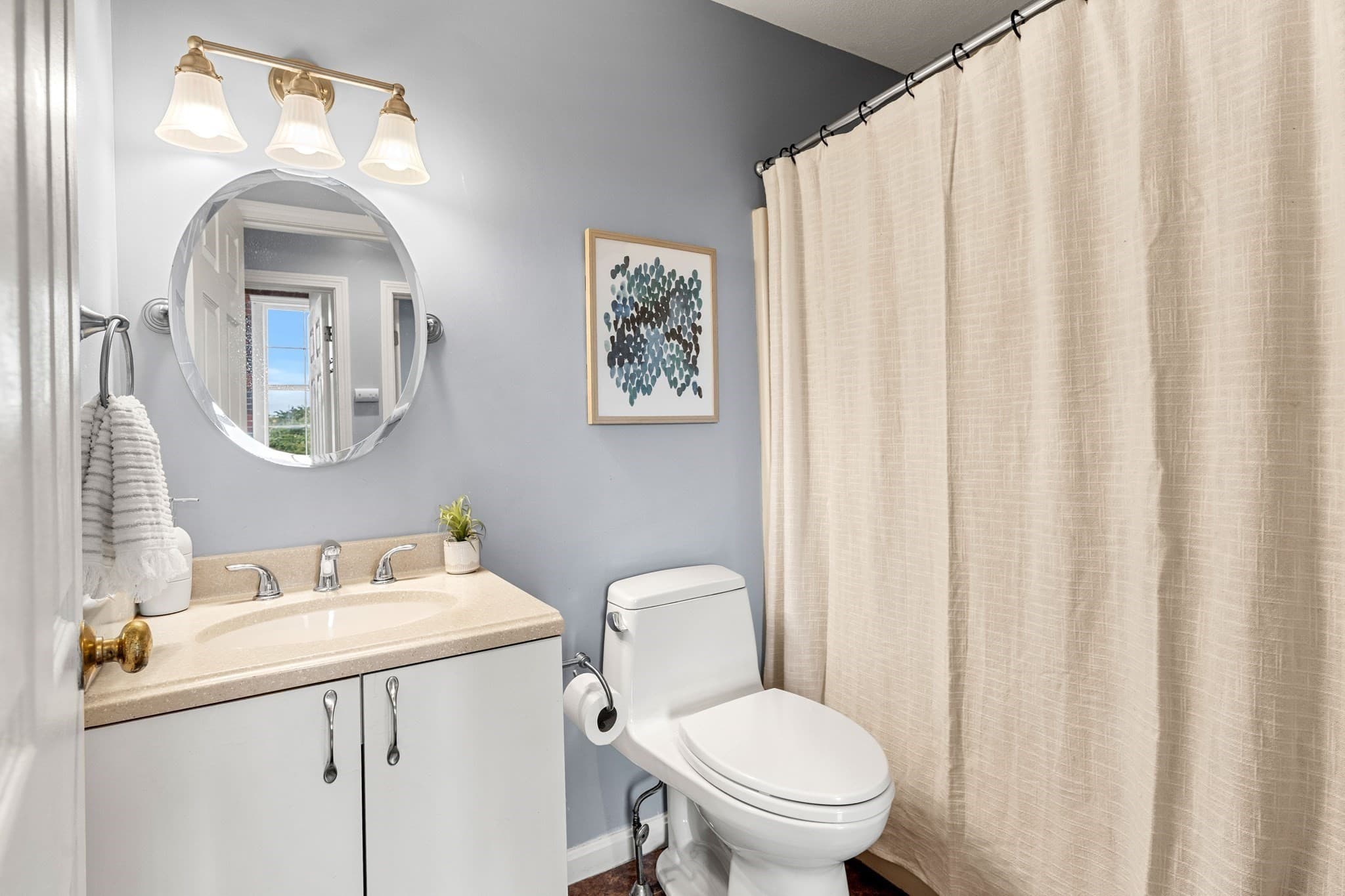 Condominium at 21 Wingate # 402, Haverhill MA 01810, Haverhill, photo 18 of 40
