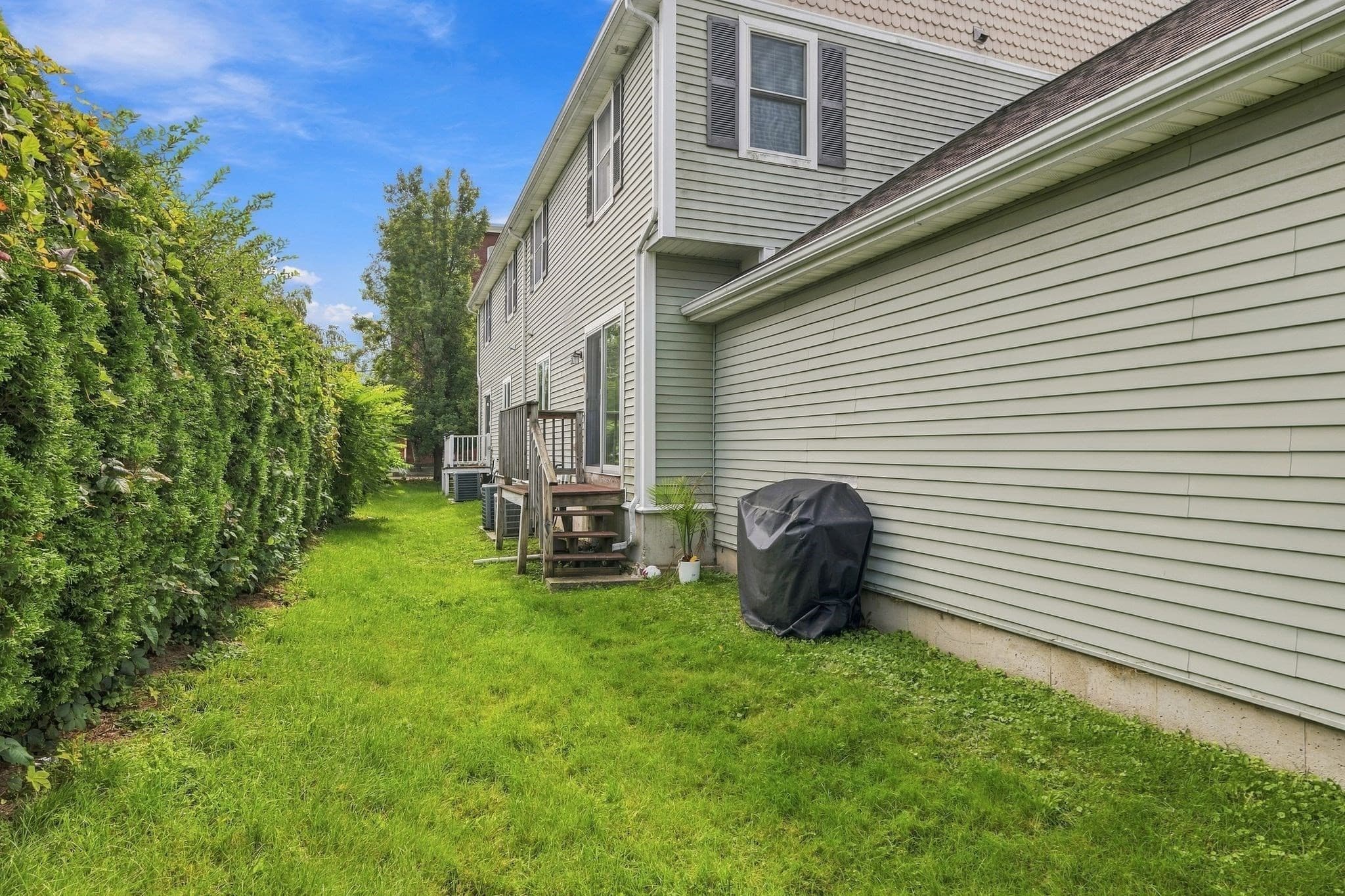 Condominium at 117 Ingell St # B, Taunton MA 02780, Taunton, photo 32 of 40