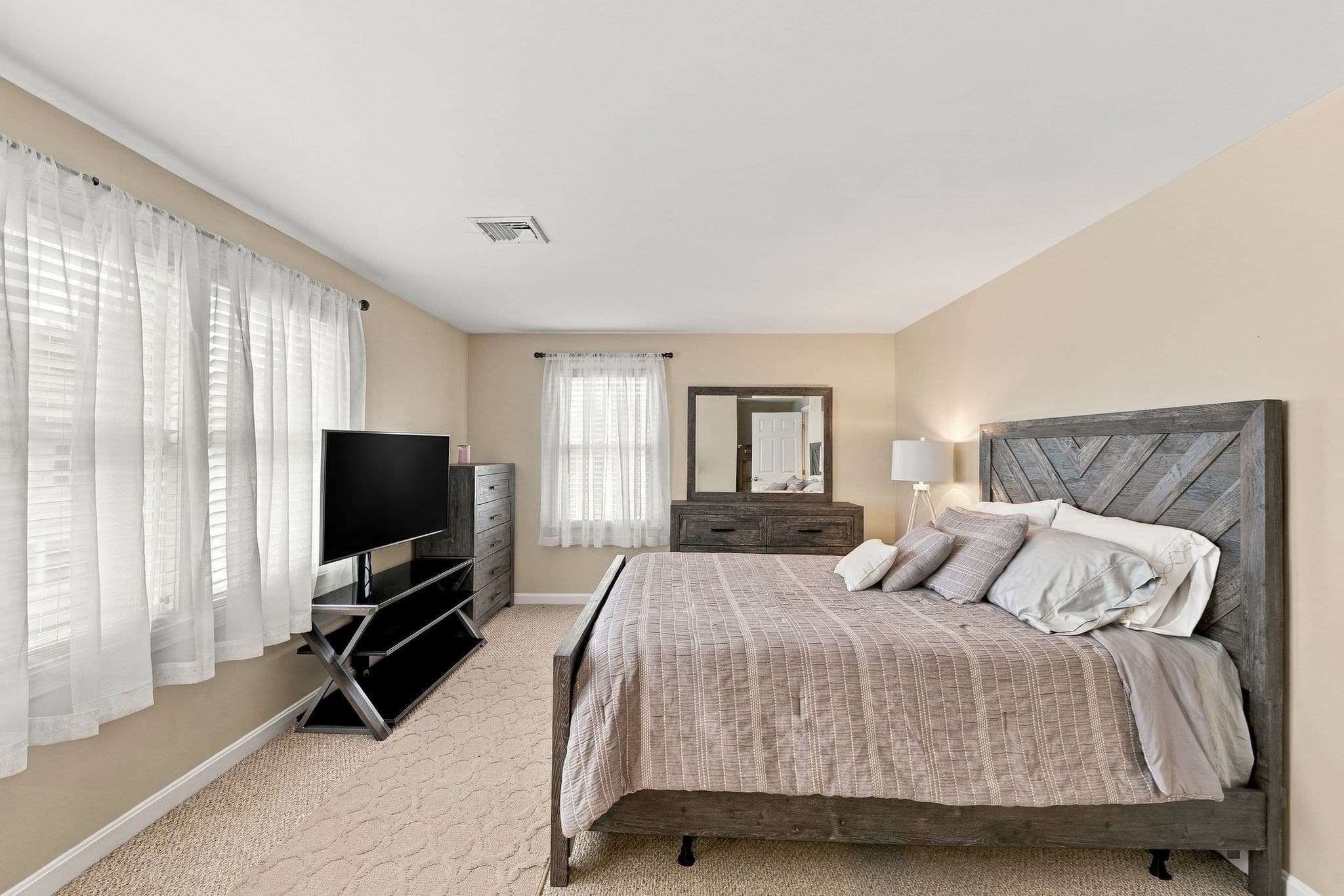 Condominium at 117 Ingell St # B, Taunton MA 02780, Taunton, photo 19 of 40