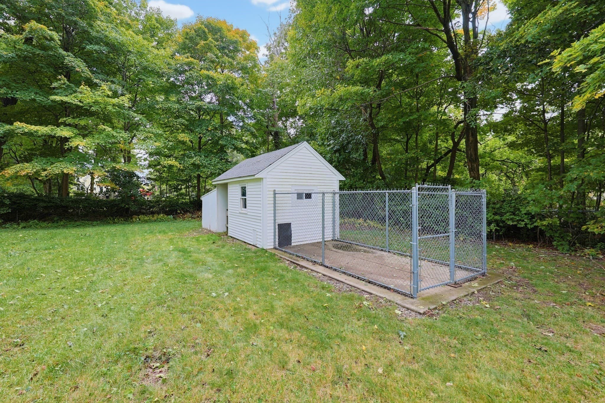 2 Family - 2 Units Side by Side at 81 Pleasant Street, Franklin MA 02038, Franklin, photo 38 of 42