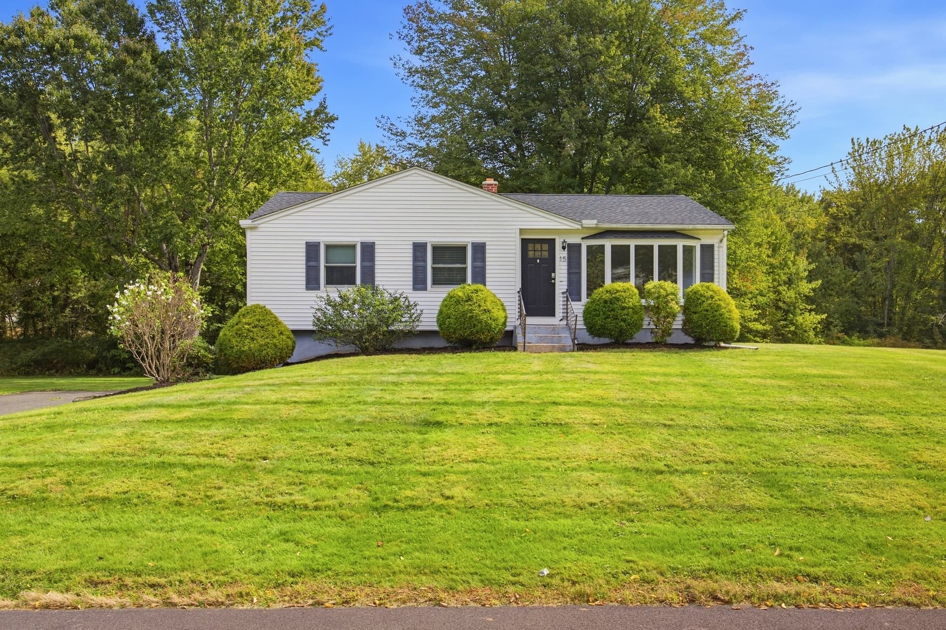 15 Edison Dr, South Hadley MA 01075