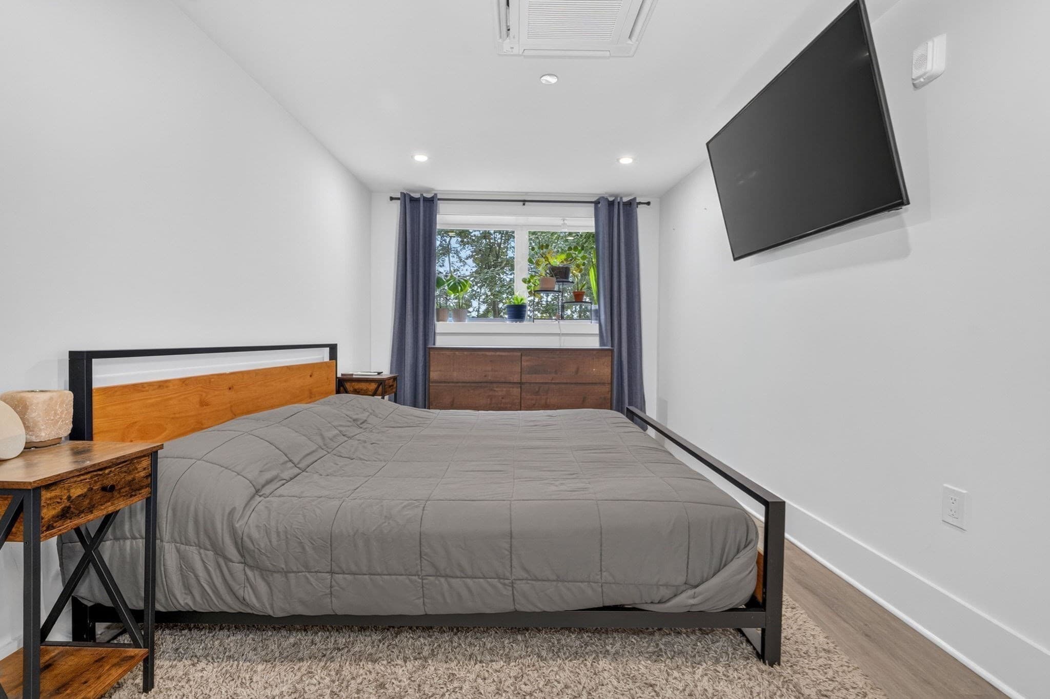 Condominium at 79 Maple Street # 1, Boston MA 02136, Boston, photo 11 of 23