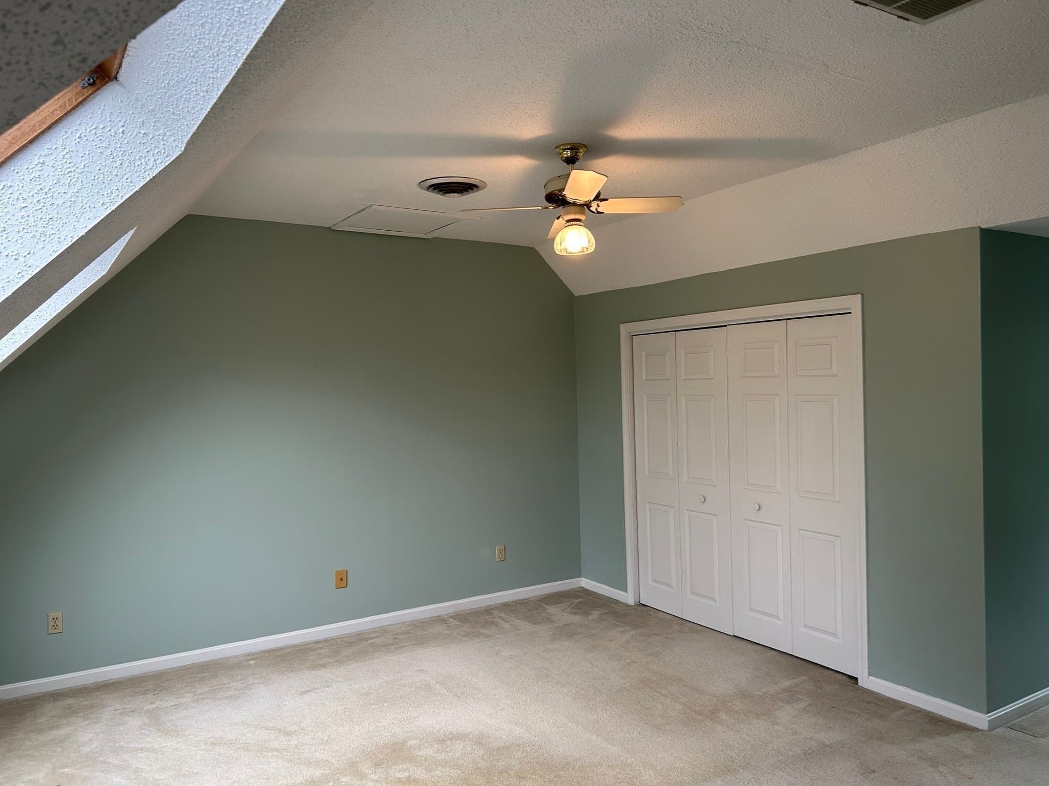 Condominium at 402 Twin Lakes Dr # 402, Halifax MA 02338, Halifax, photo 26 of 34