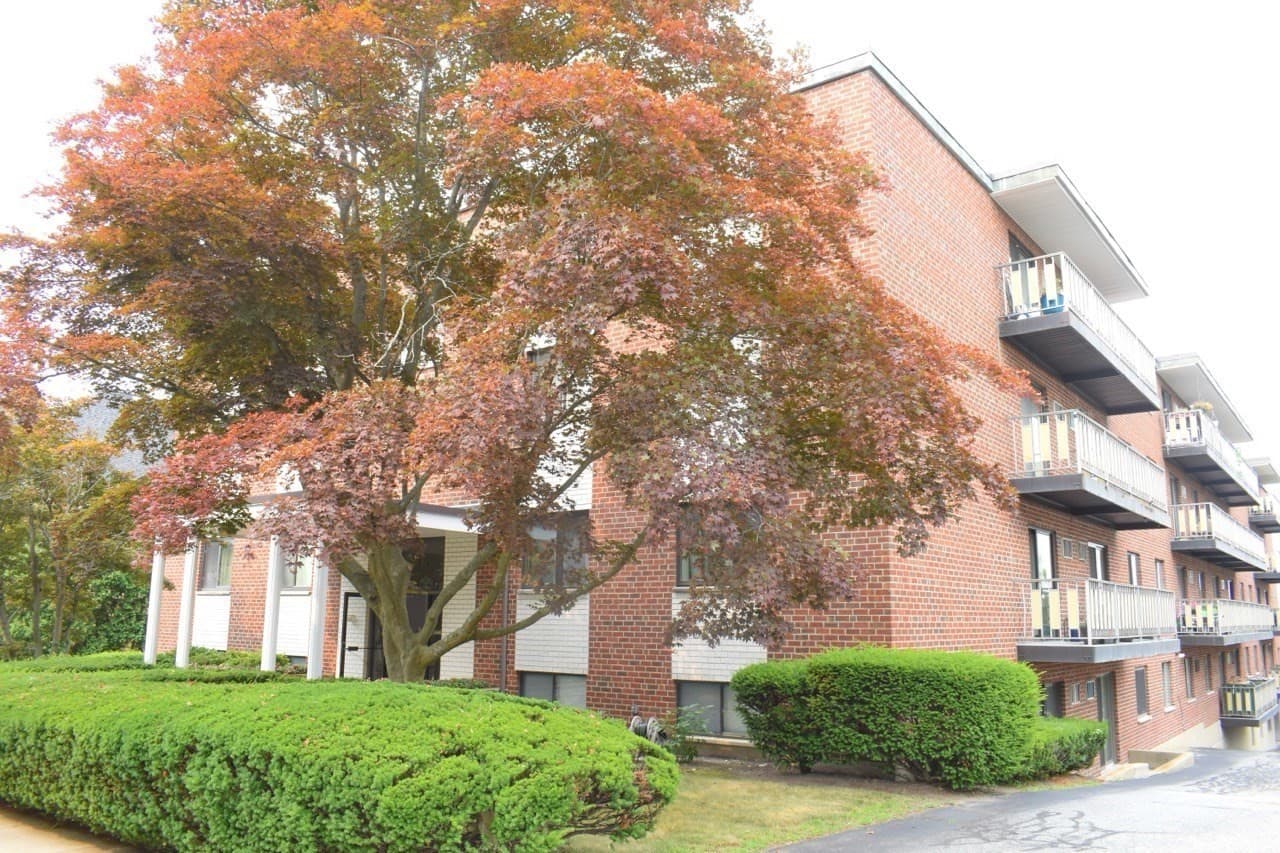 100 Grand View Avenue # 10C, Quincy MA 02170