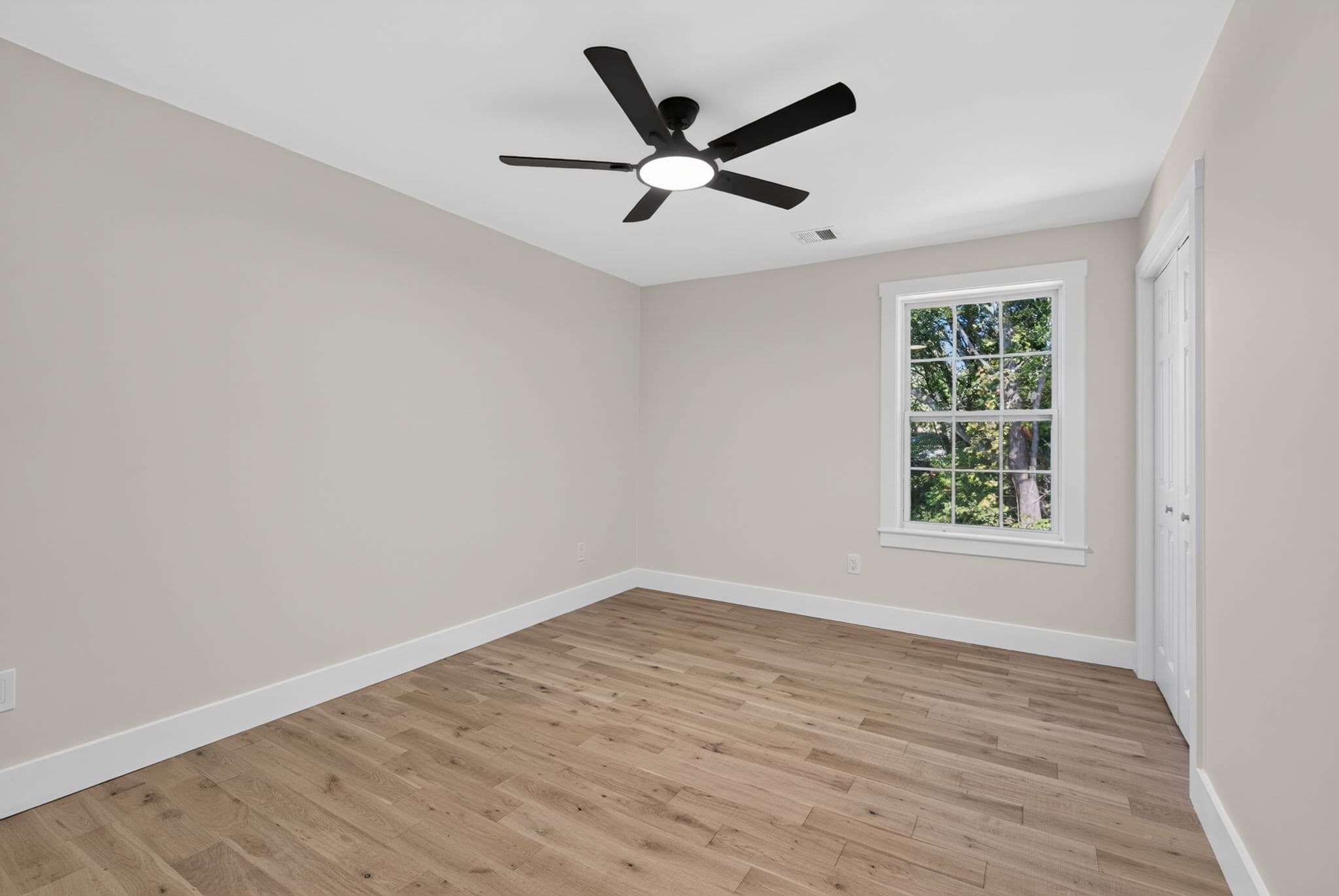 Single Family Residence at 11 Lorenzo Street, Worcester MA 01604, Worcester, photo 26 of 35