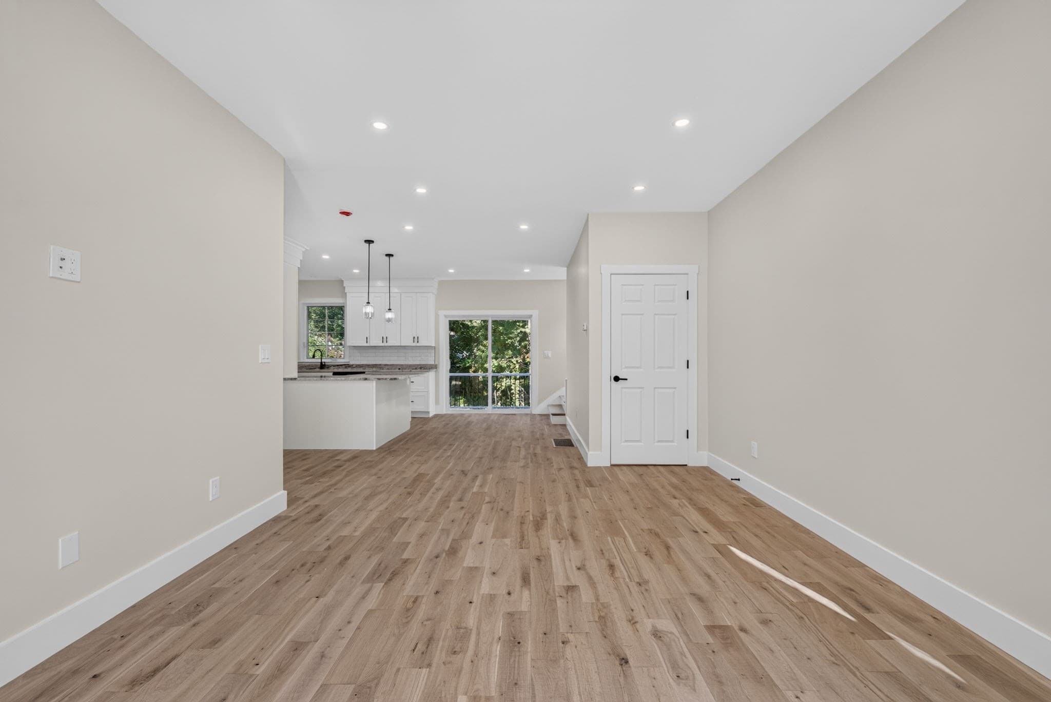 Single Family Residence at 11 Lorenzo Street, Worcester MA 01604, Worcester, photo 4 of 35