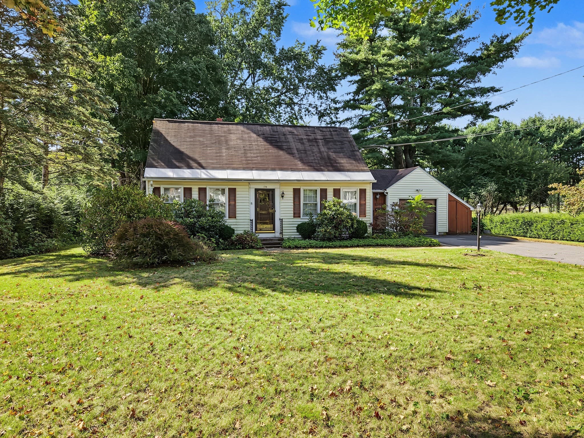 Single Family Residence at 170 Barton Rd, Greenfield MA 01301, Greenfield, photo 2 of 37