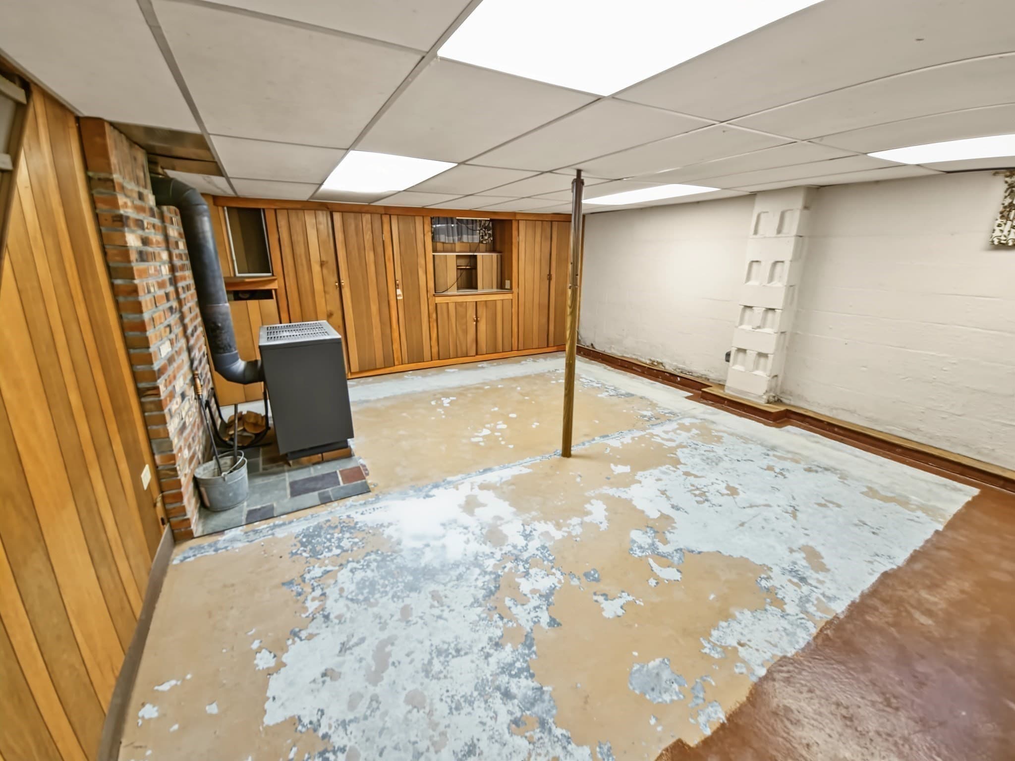 Single Family Residence at 170 Barton Rd, Greenfield MA 01301, Greenfield, photo 31 of 37