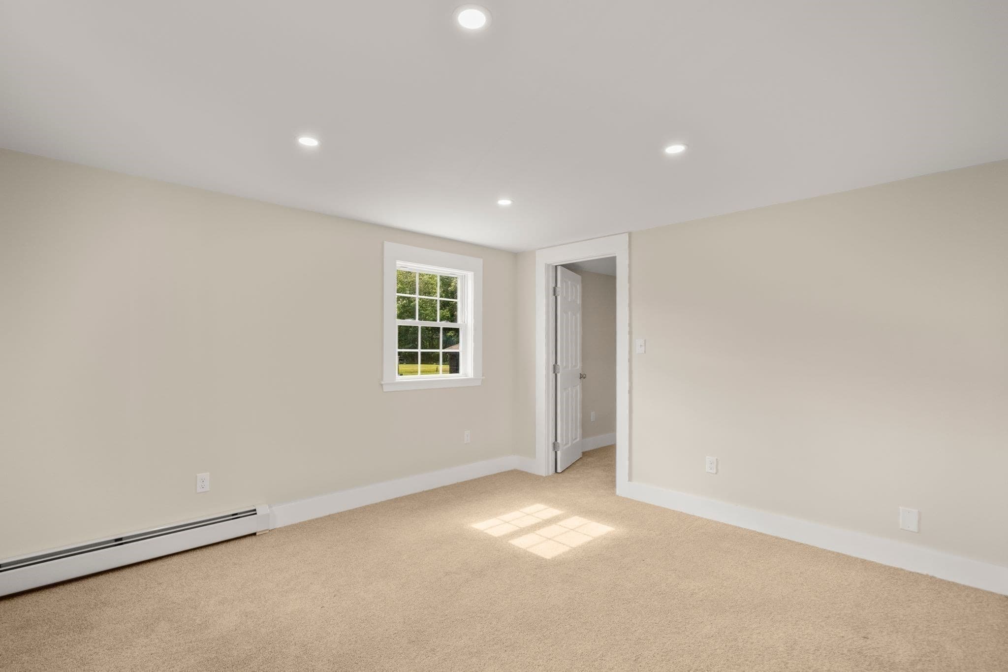 Single Family Residence at 547 Turnpike St, Easton MA 02375, Easton, photo 13 of 40
