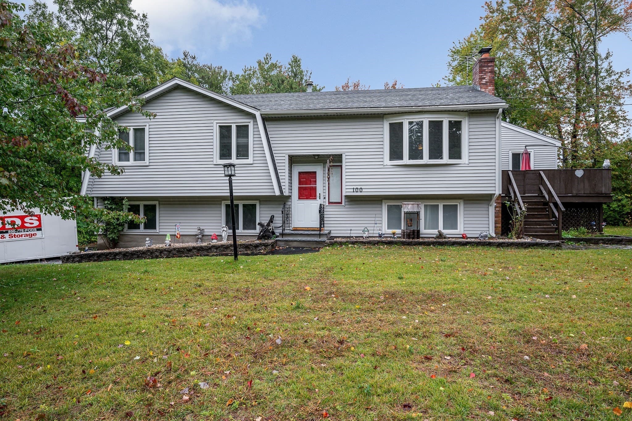 100 Village Dr, Dracut MA 01826