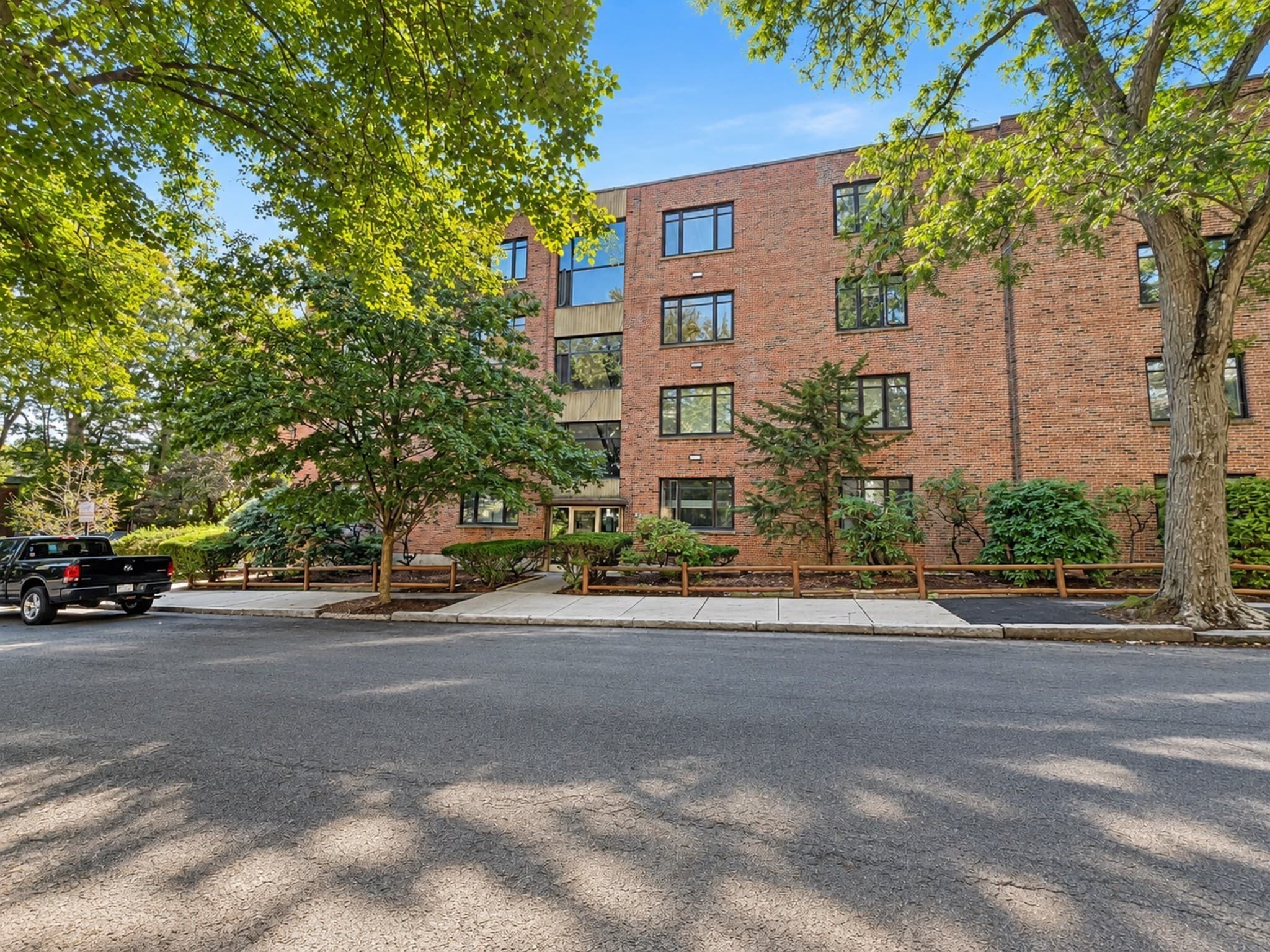Condominium at 86 Griggs Rd # 14, Brookline MA 02446, Brookline, photo 30 of 30