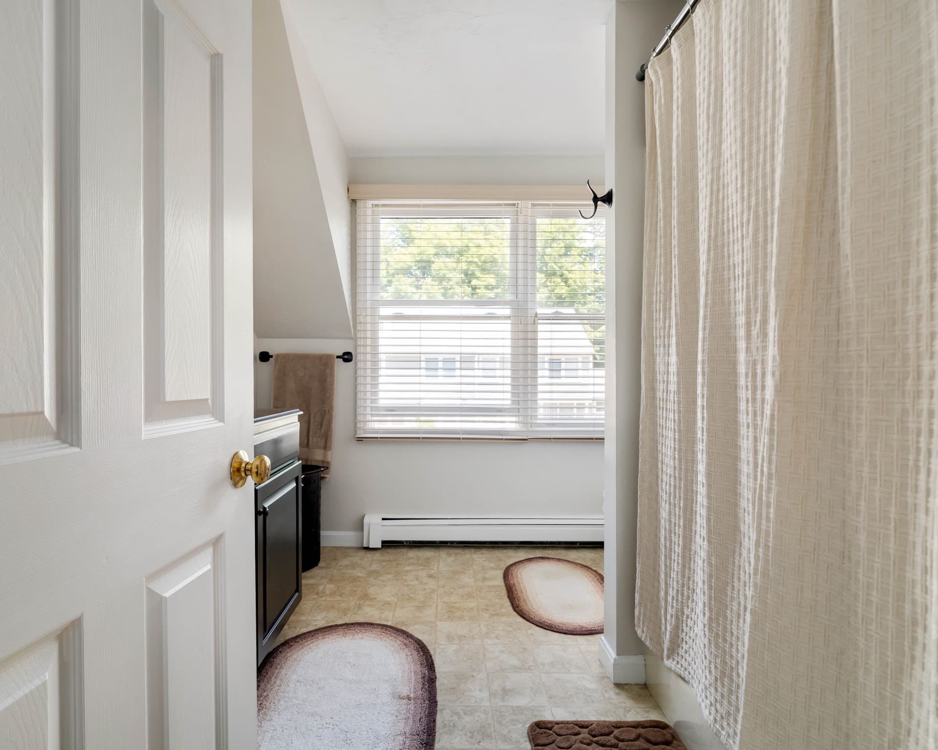 Condominium at 13 Fieldstone St # 13, Upton MA 01568, Upton, photo 30 of 42