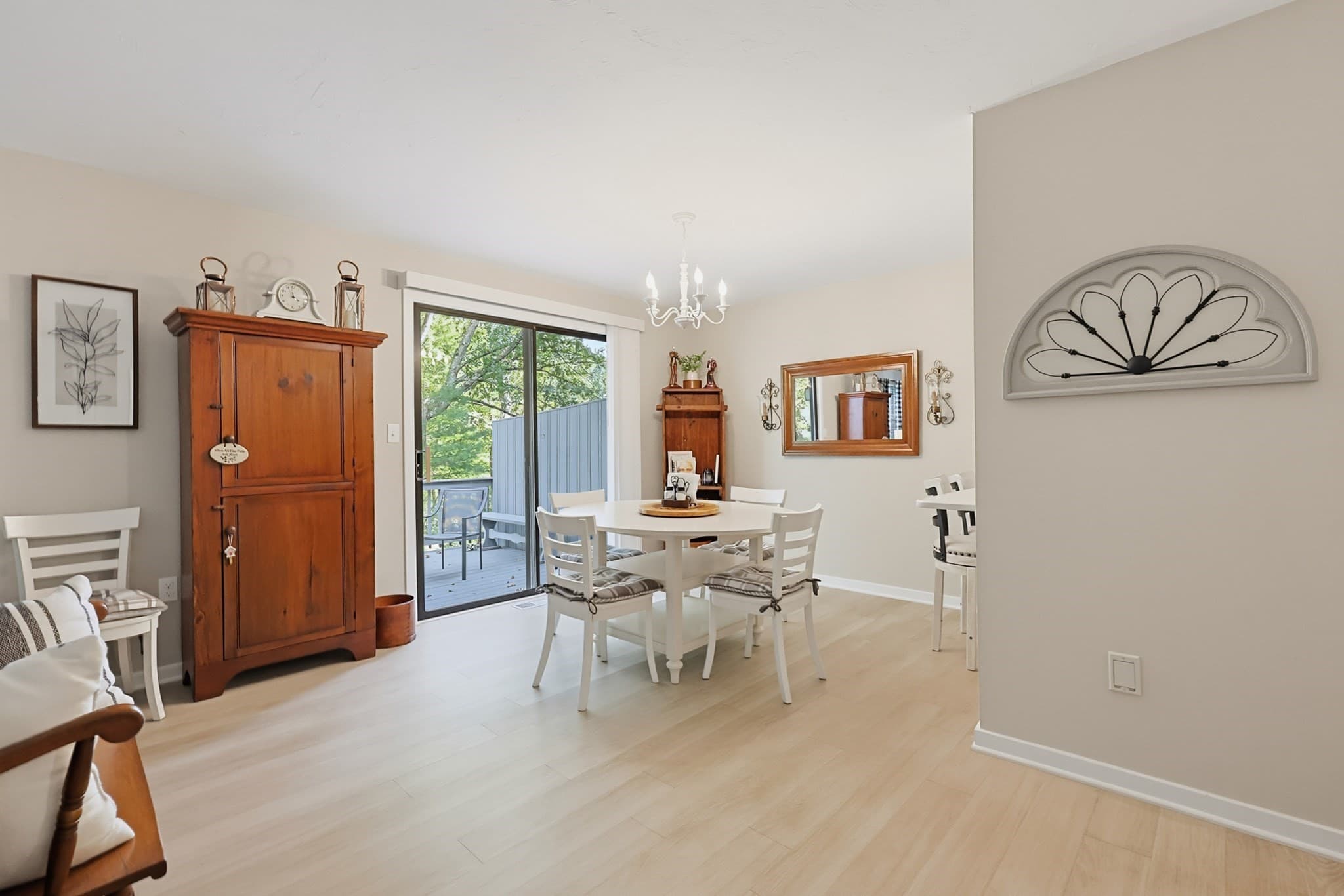 Condominium at 1 Victoria Drive # 2, Auburn MA 01501, Auburn, photo 6 of 41