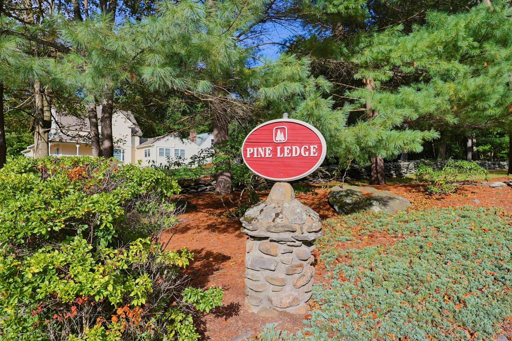 Condominium at 1 Victoria Drive # 2, Auburn MA 01501, Auburn, photo 40 of 41